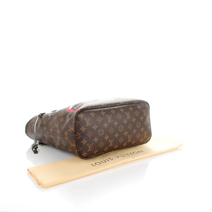 Louis Vuitton Monogram World Tour Neverfull MM 4 of 8