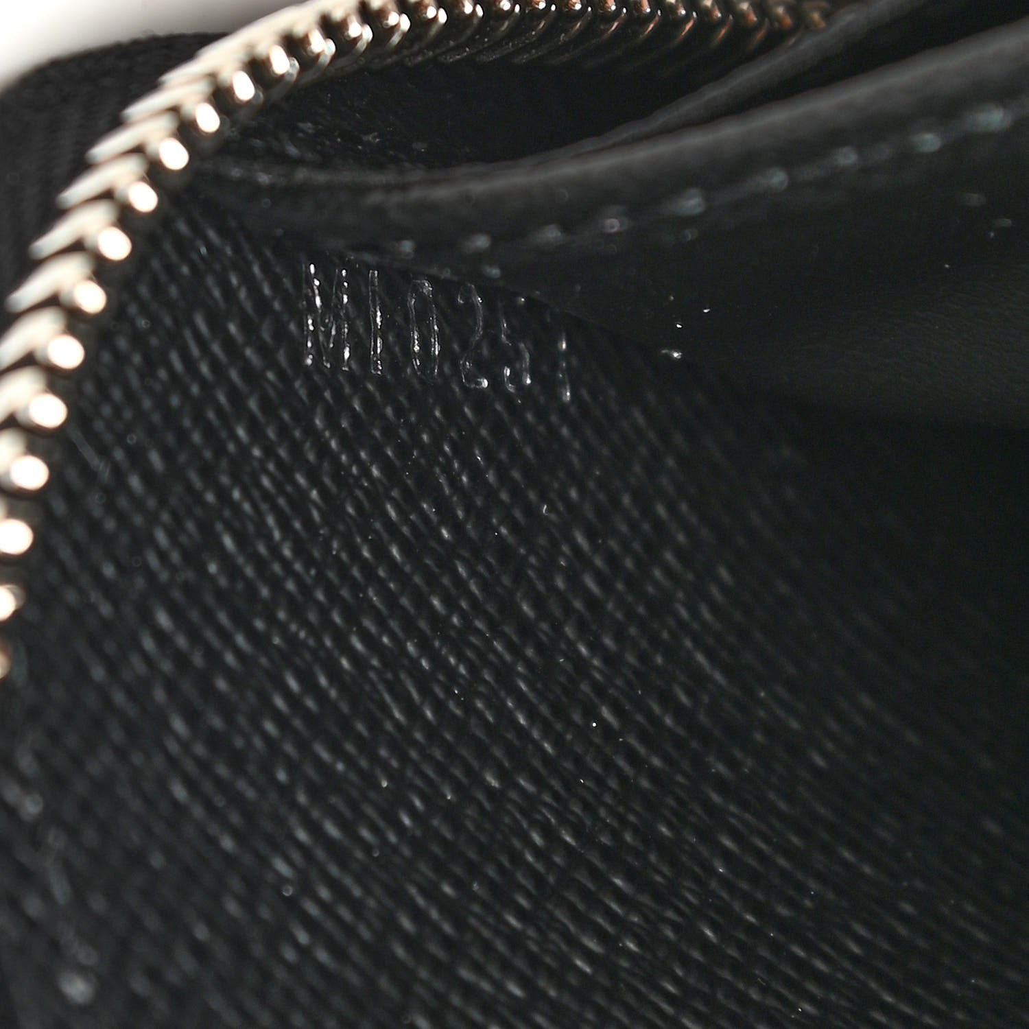 Louis Vuitton Epi Zippy Wallet Black 7 of 9