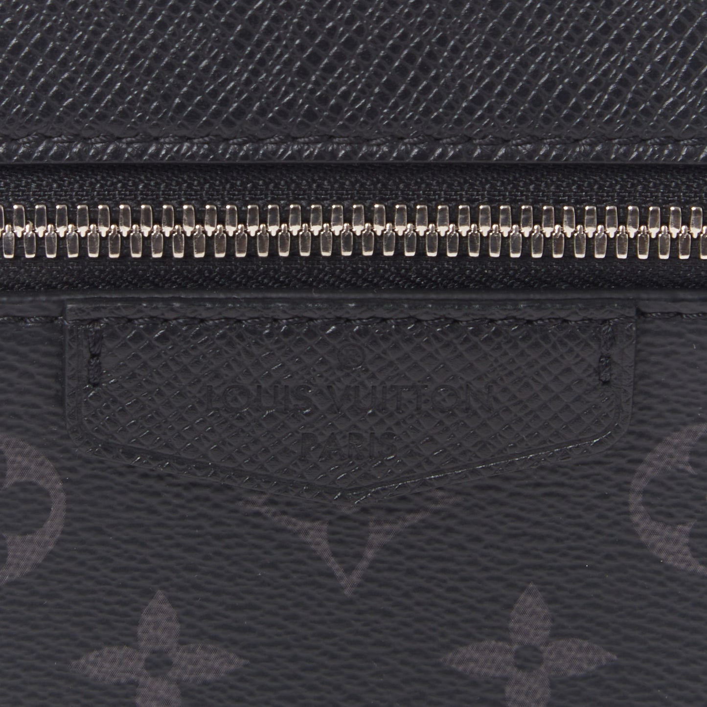 Taiga Monogram Eclipse Outdoor Messenger Black
