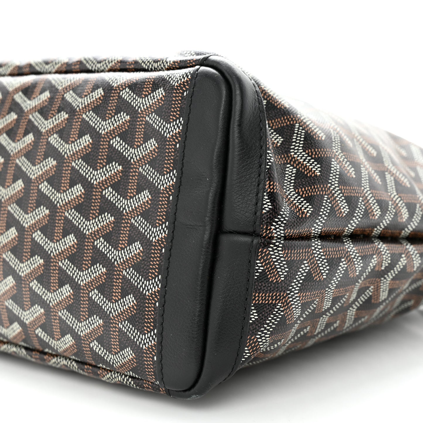 Goyardine Artois PM Black