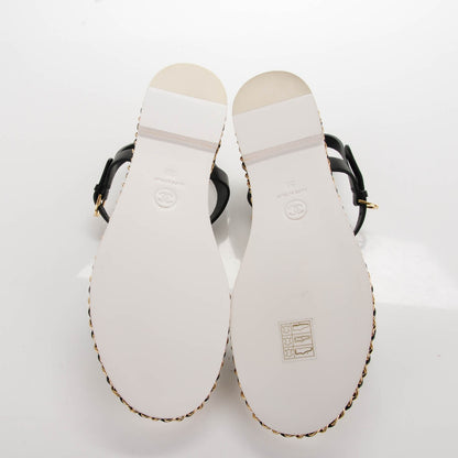 Chanel Calfskin CC Chain Flat Sandals 38 White Black 5 of 7