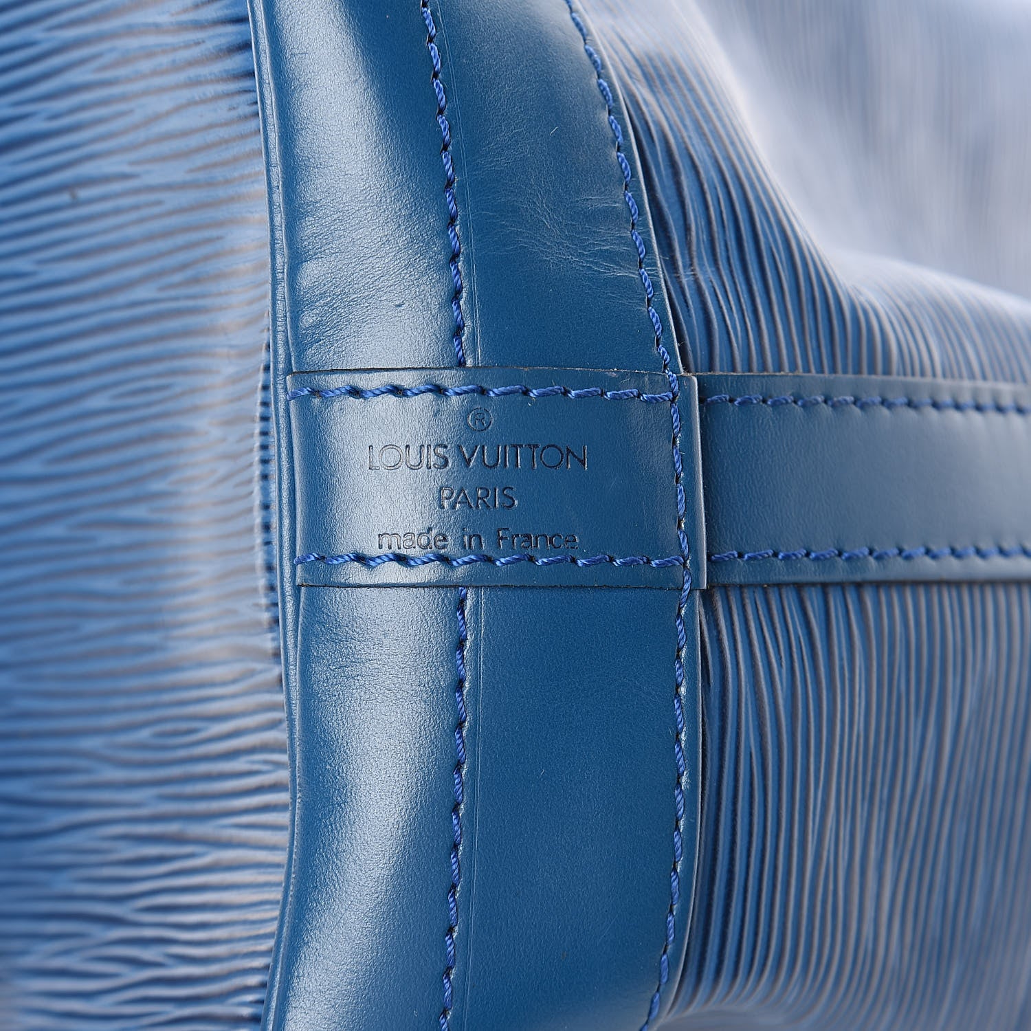 Louis Vuitton Epi Noe Toledo 6 of 9