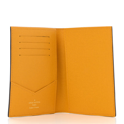 Louis Vuitton Monogram 2022 Christmas Animation New York Soho Passport Cover Yellow 5 of 6