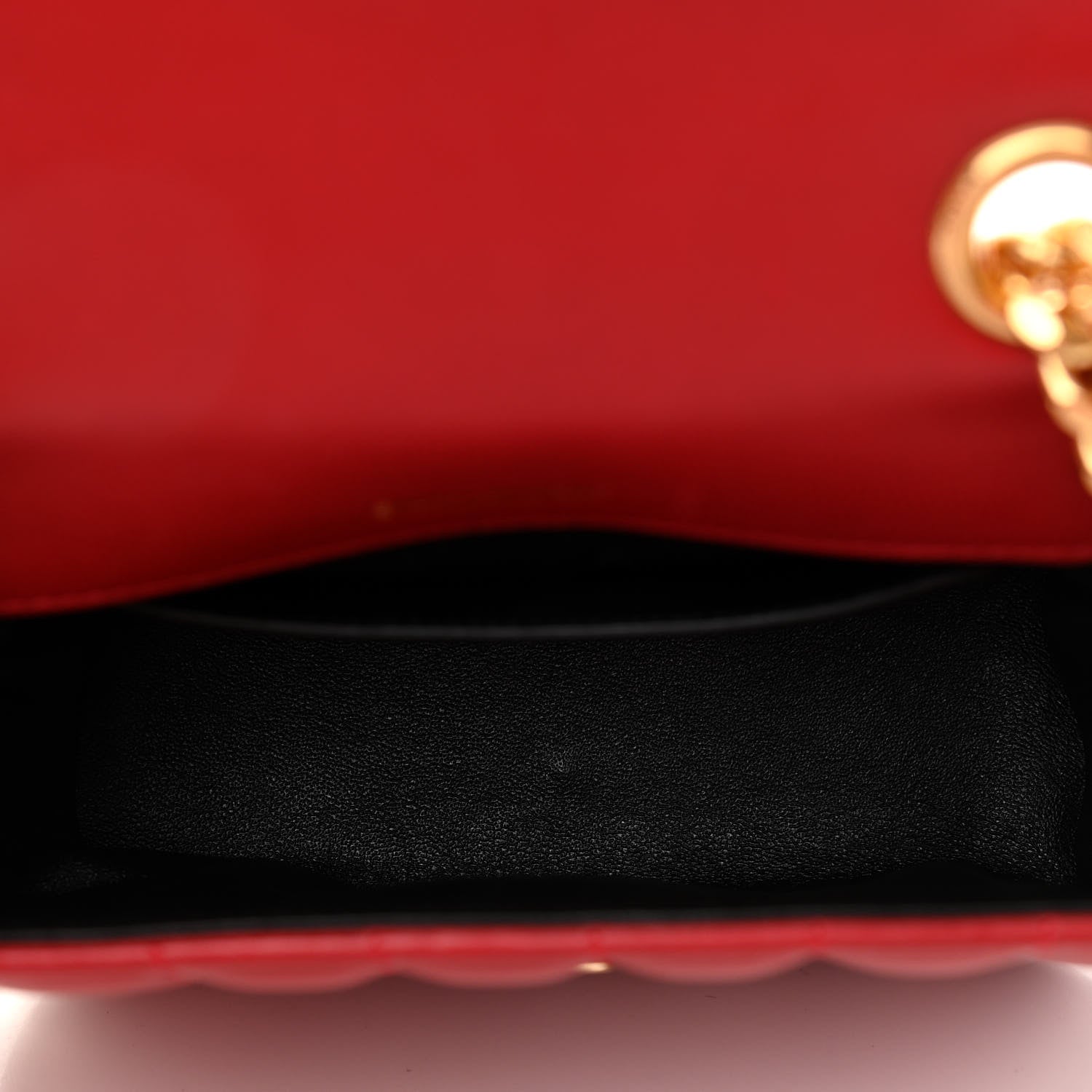 Saint Laurent Lambskin Matelasse Monogram Small Vicky Chain Bag Red 5 of 9