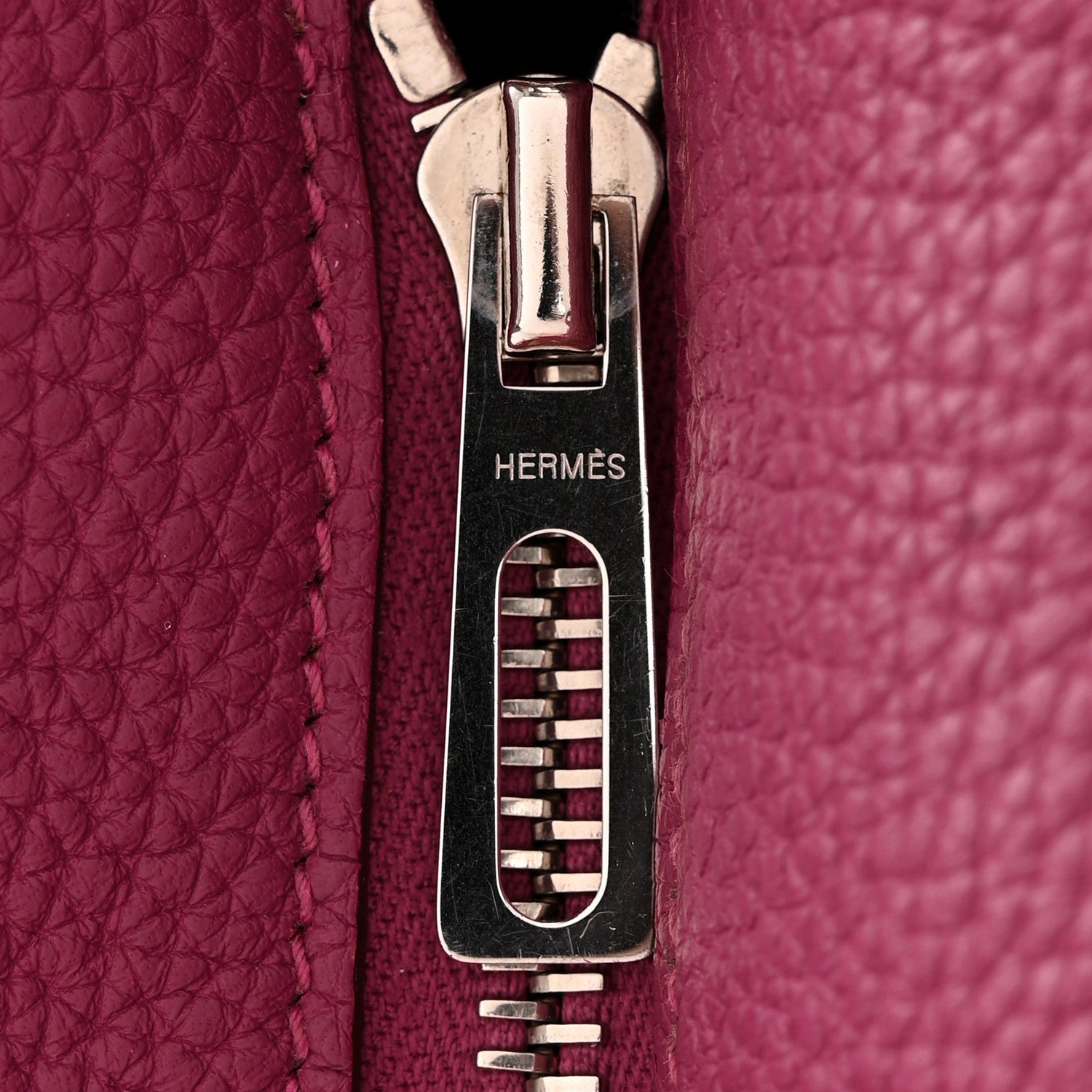 Hermes Taurillon Clemence Victoria II 35 Tosca 11 of 13