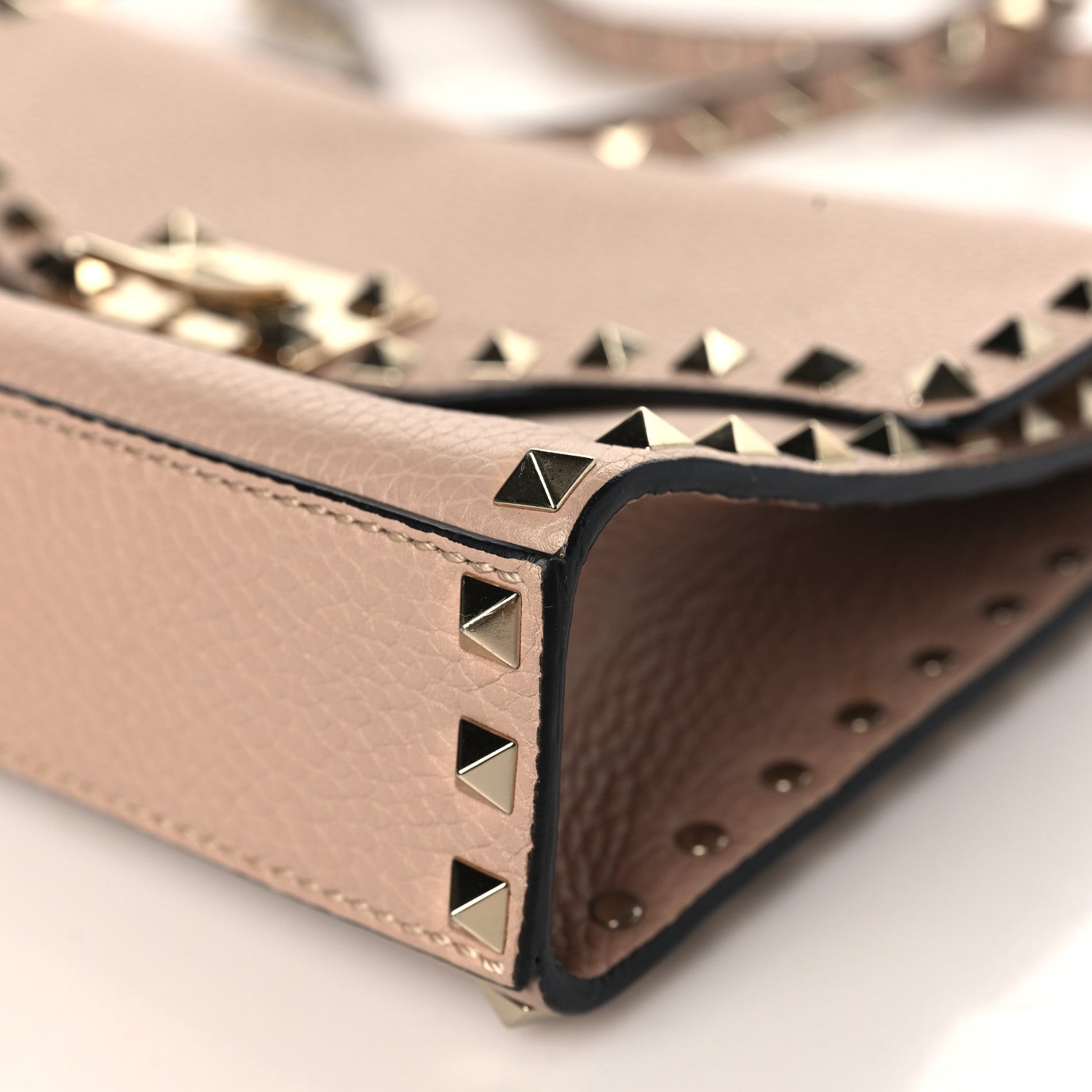 Valentino Garavani Pebbled Calfskin Medium Rockstud Flip Lock Crossbody Bag Poudre 8 of 9
