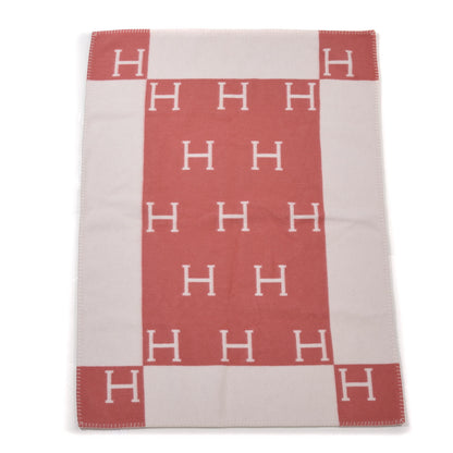 Hermes Wool Cashmere Avalon Baby Blanket Rose Airelle White 1 of 3