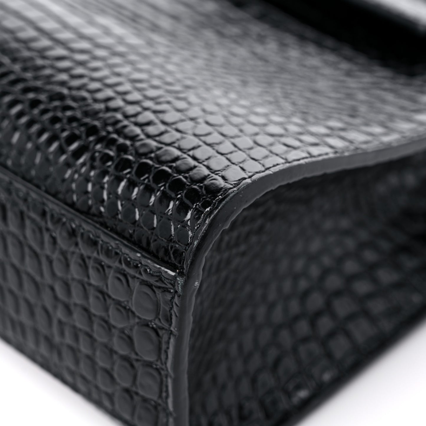 Shiny Calfskin Crocodile Embossed Manhattan Baguette Black