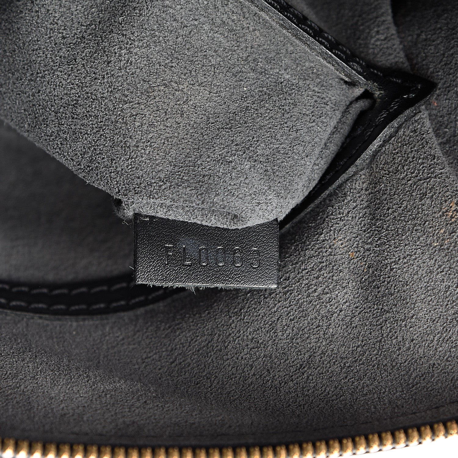 Louis Vuitton Epi Alma PM Black 6 of 27