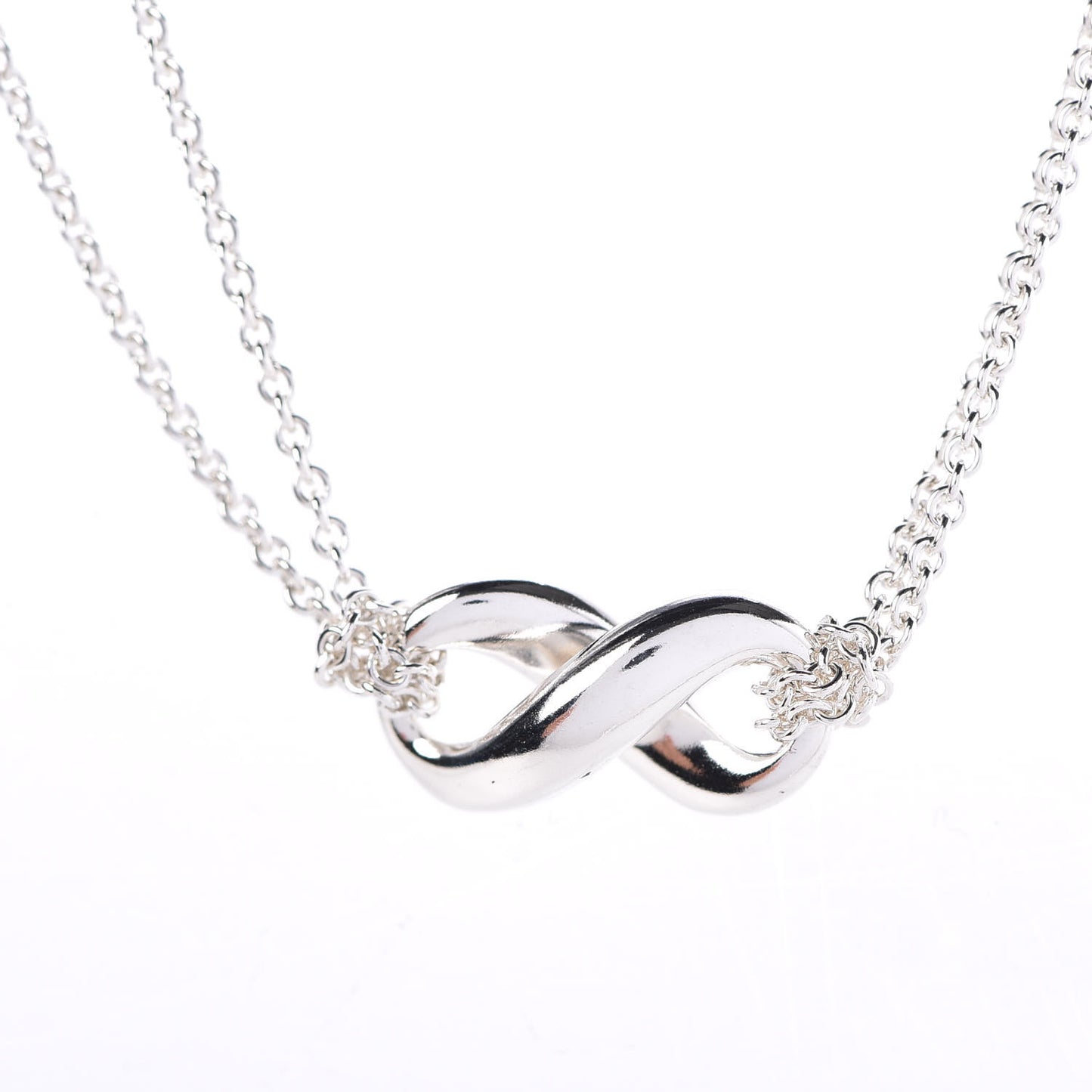 Sterling Silver Figure 8 Pendant Necklace
