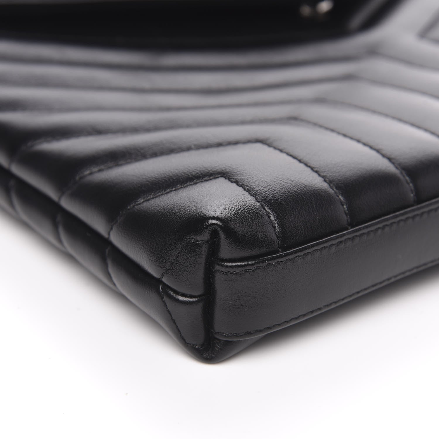 Saint Laurent Calfskin Y Quilted Monogram Loulou Document Holder Black 9 of 11
