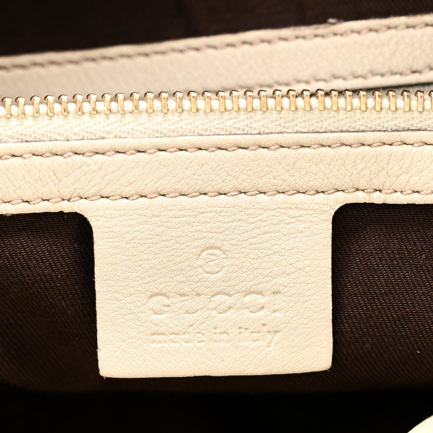 Monogram Medium Indy Top Handle Hobo Off White