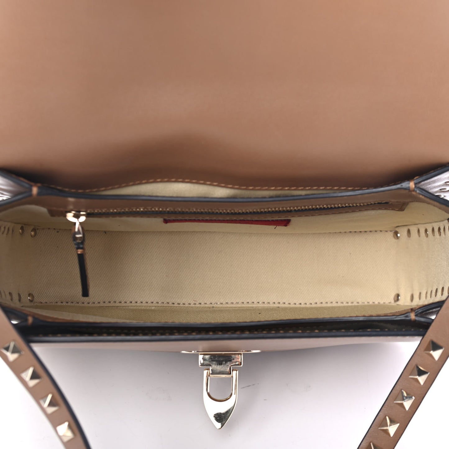 Vitello Medium Rockstud Flap Saddle Bag Nocciola