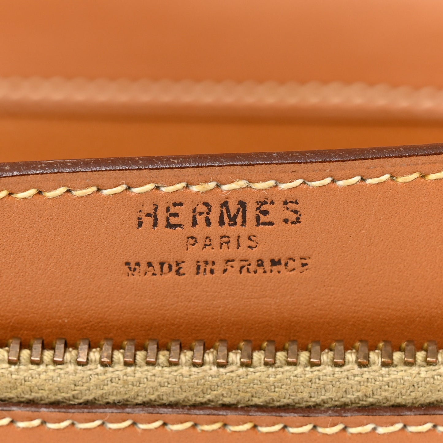 Chamonix Jet Clutch Natural