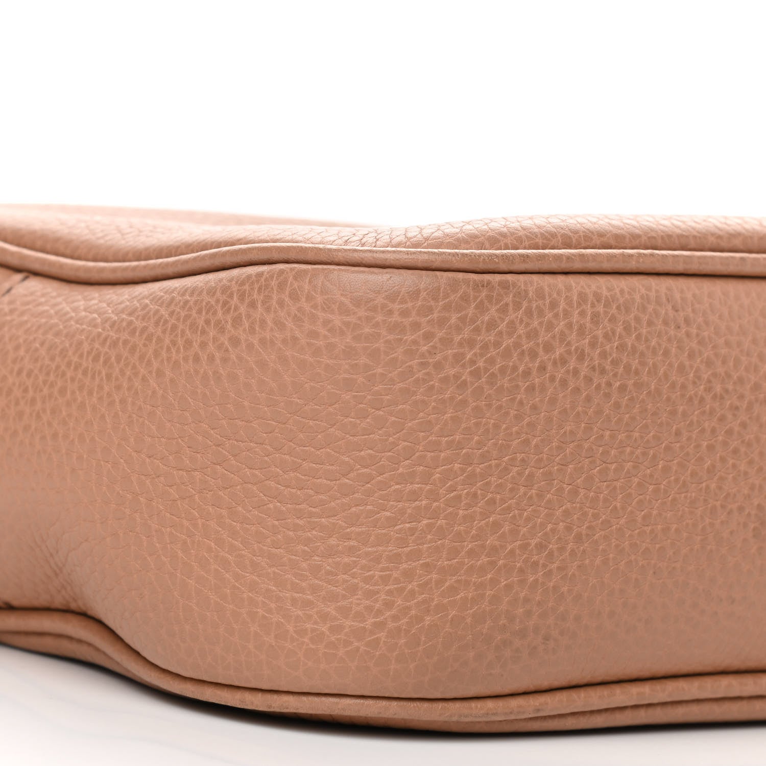Gucci Pebbled Calfskin Small Soho Disco Bag Camelia 9 of 14