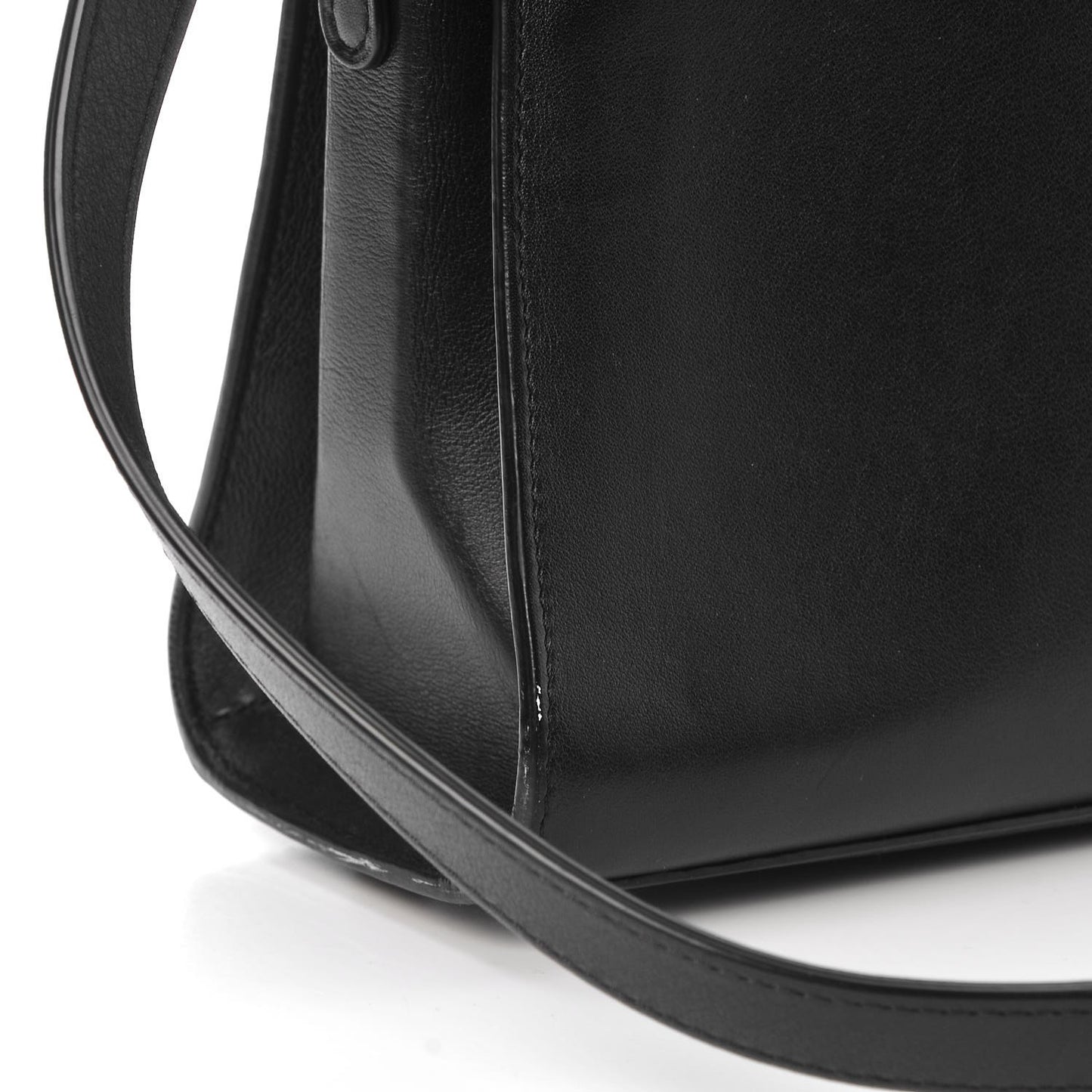 Calfskin MM Tempete Satchel Black