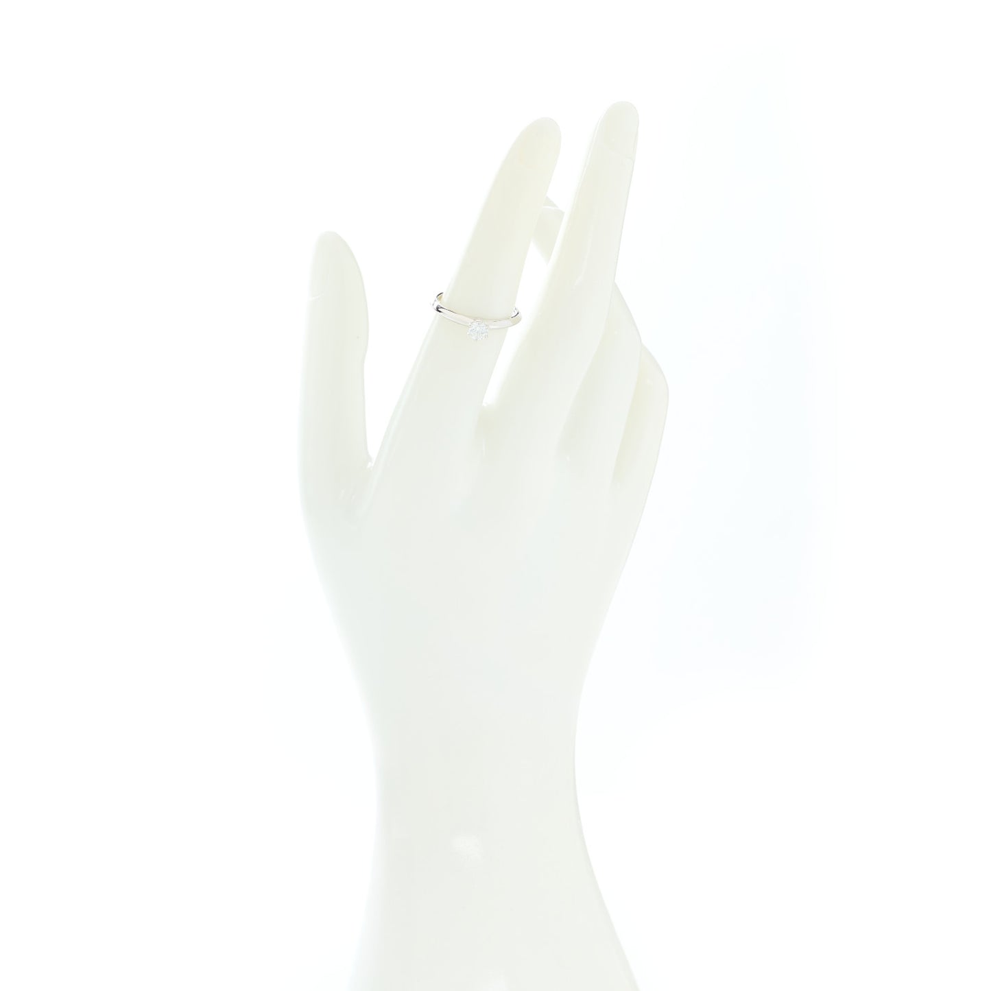 Platinum Diamond .24ct Solitaire Engagement Ring 52 6