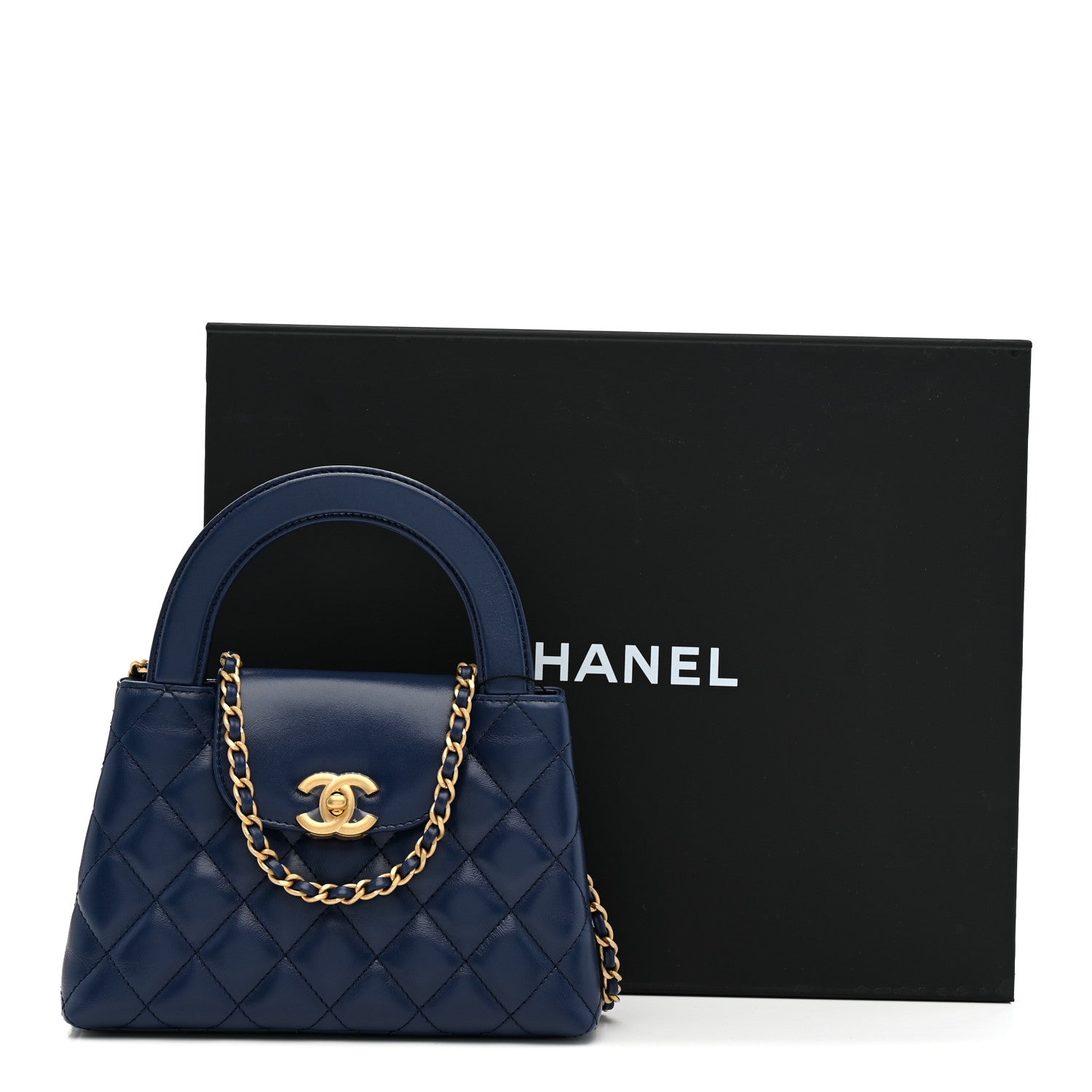 CHANEL ネイビー キルティング バッグ Chanel Shiny Aged Calfskin Quilted Nano Kelly Shopper Dark Blue