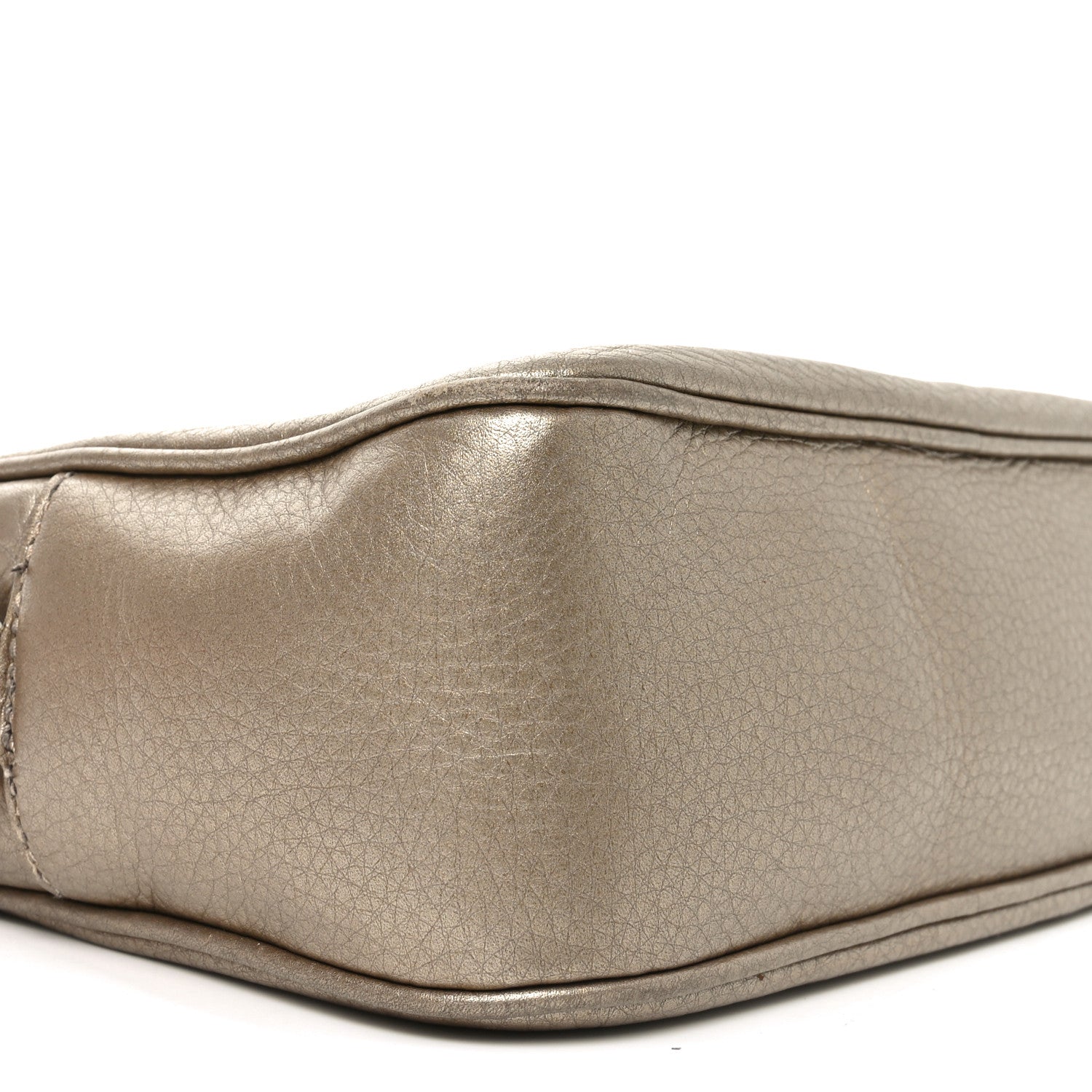Gucci Metallic Pebbled Calfskin Small Soho Disco Bag Golden Beige 9 of 10