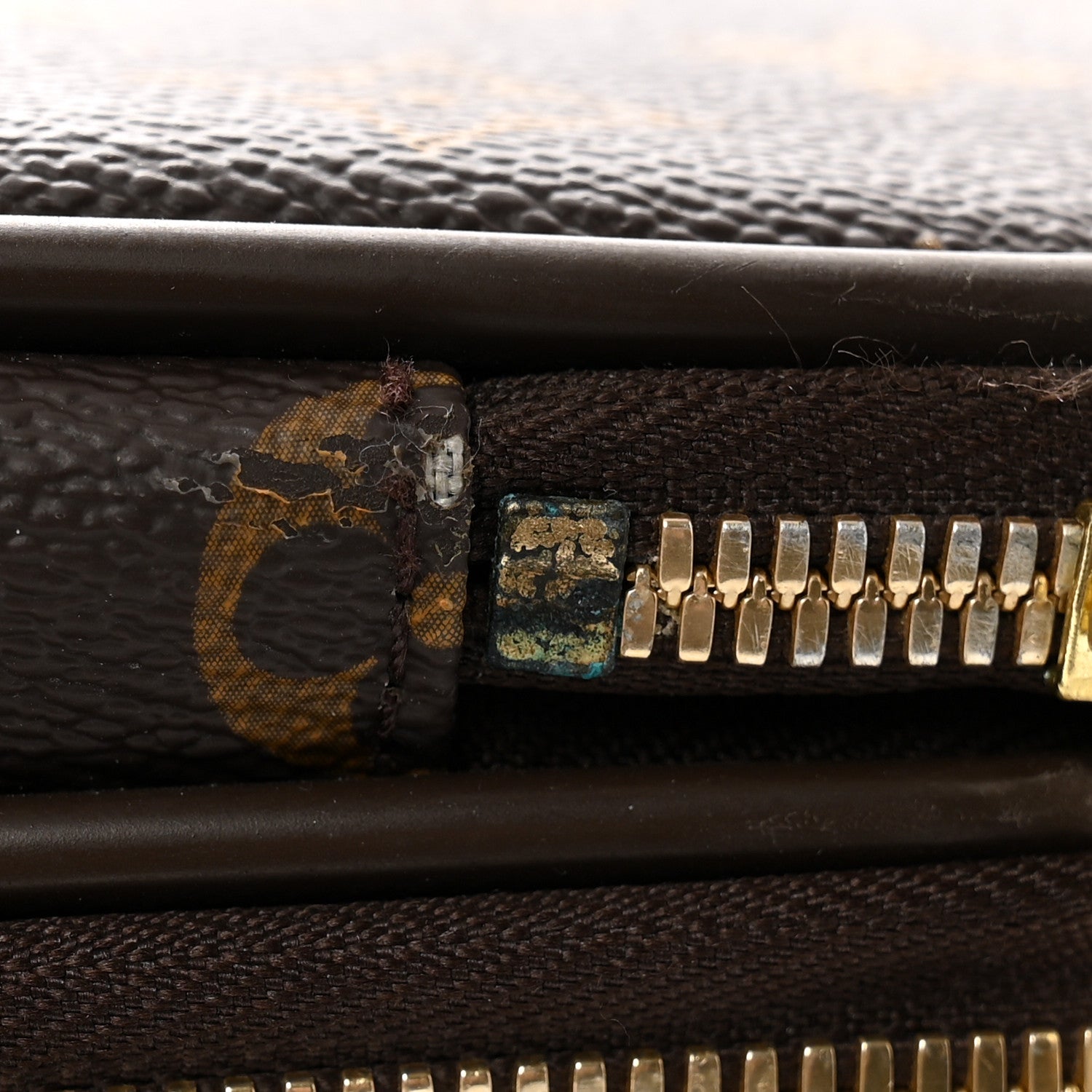 Louis Vuitton Monogram Pegase Legere Business 10 of 17