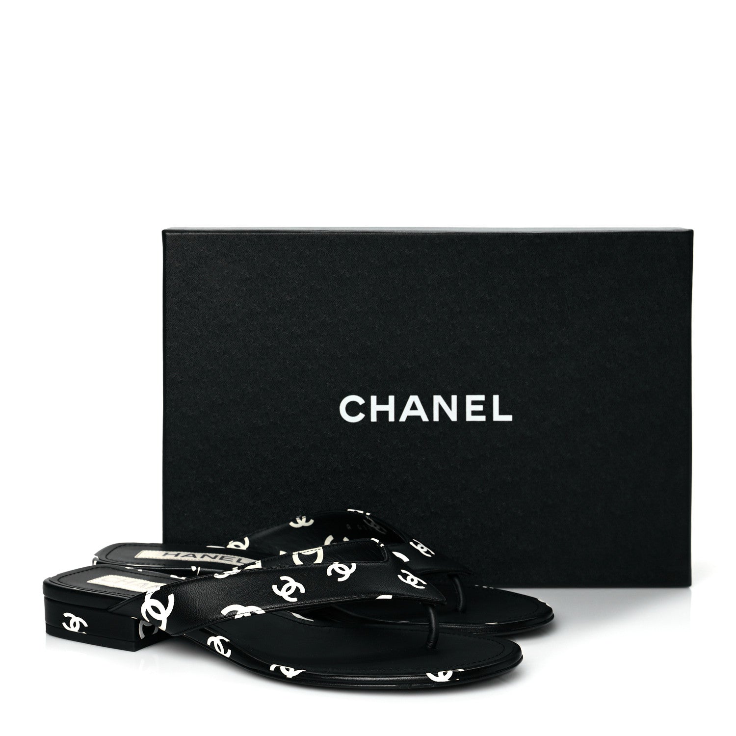 Chanel Lambskin Printed CC Thong Sandals 39.5 Black White 9 of 9