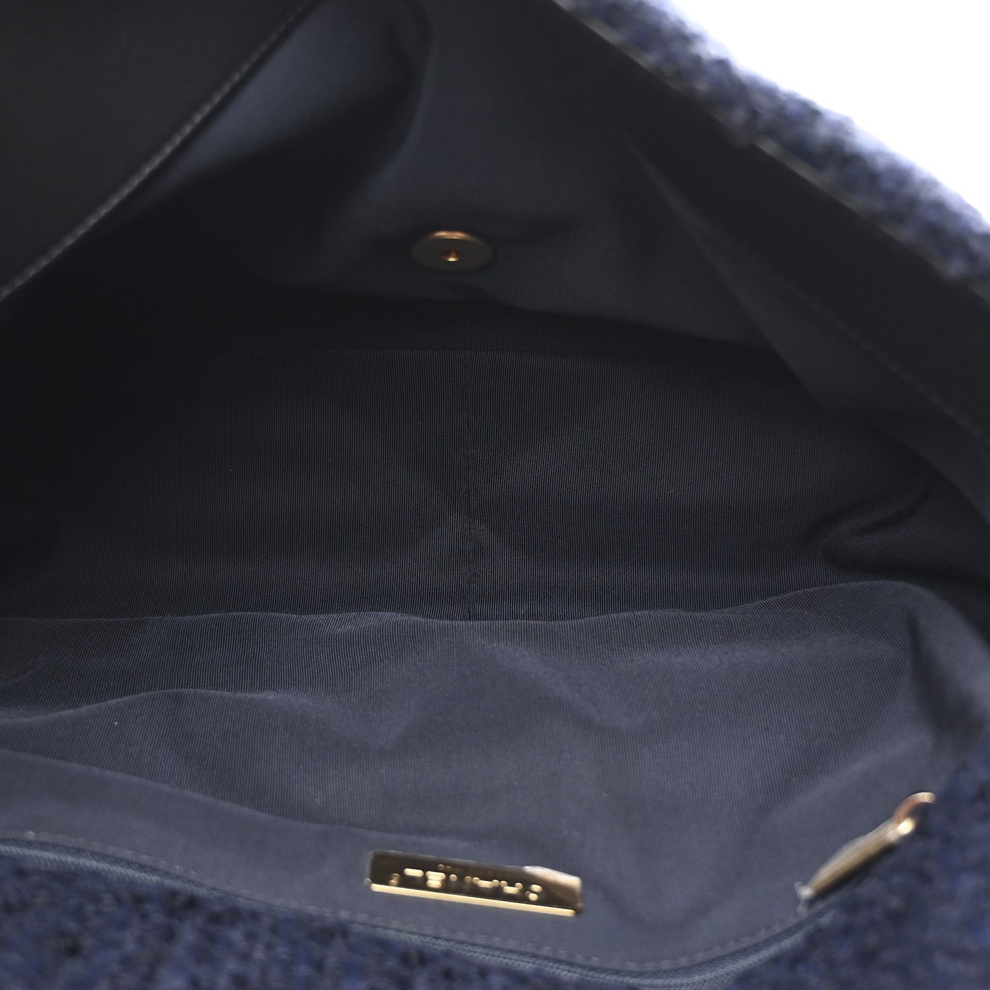 Tweed Quilted Maxi Chanel 19 Flap Navy