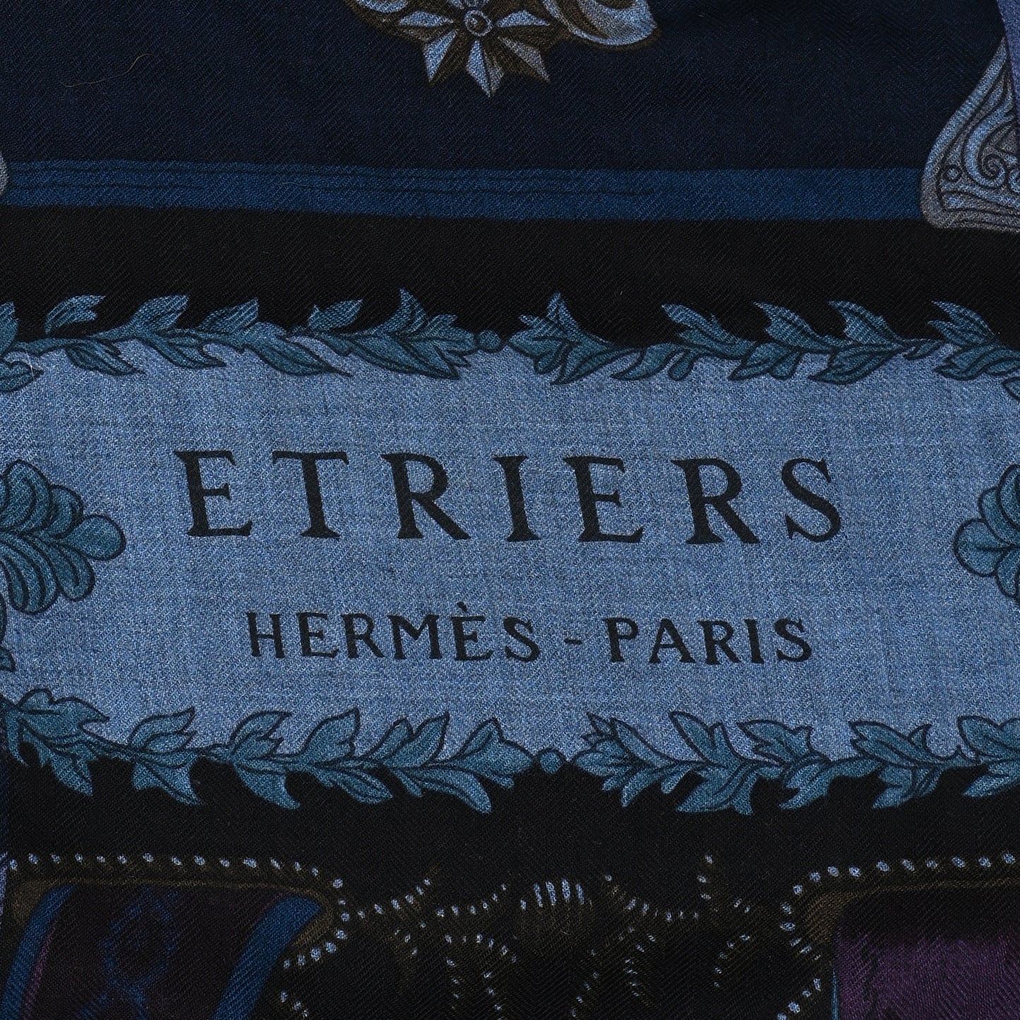 Cashmere Silk Cavalleria D'Etriers Shawl 140 Bleu Violet Parme