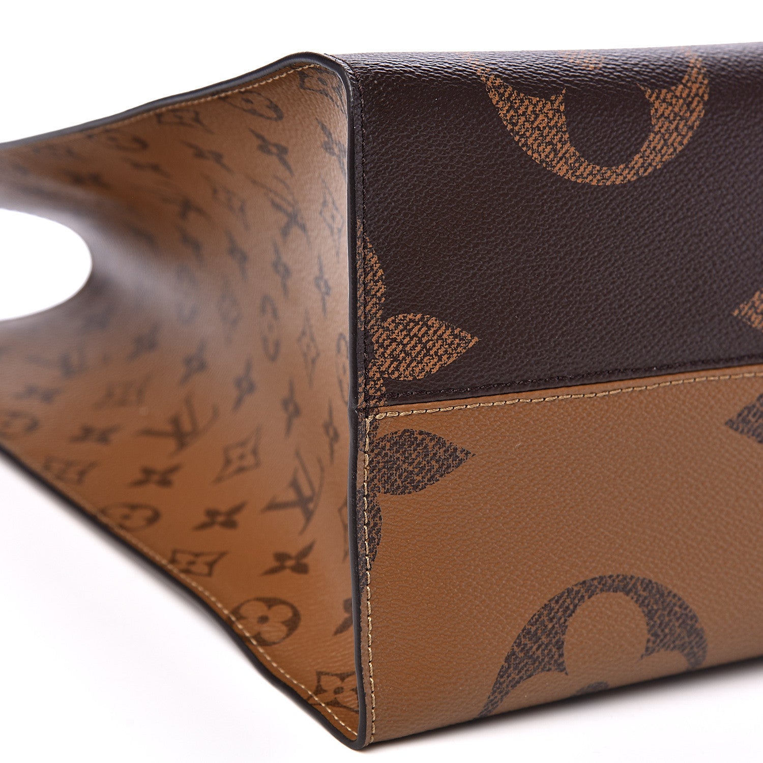 Louis Vuitton Reverse Monogram Giant Onthego GM 7 of 9