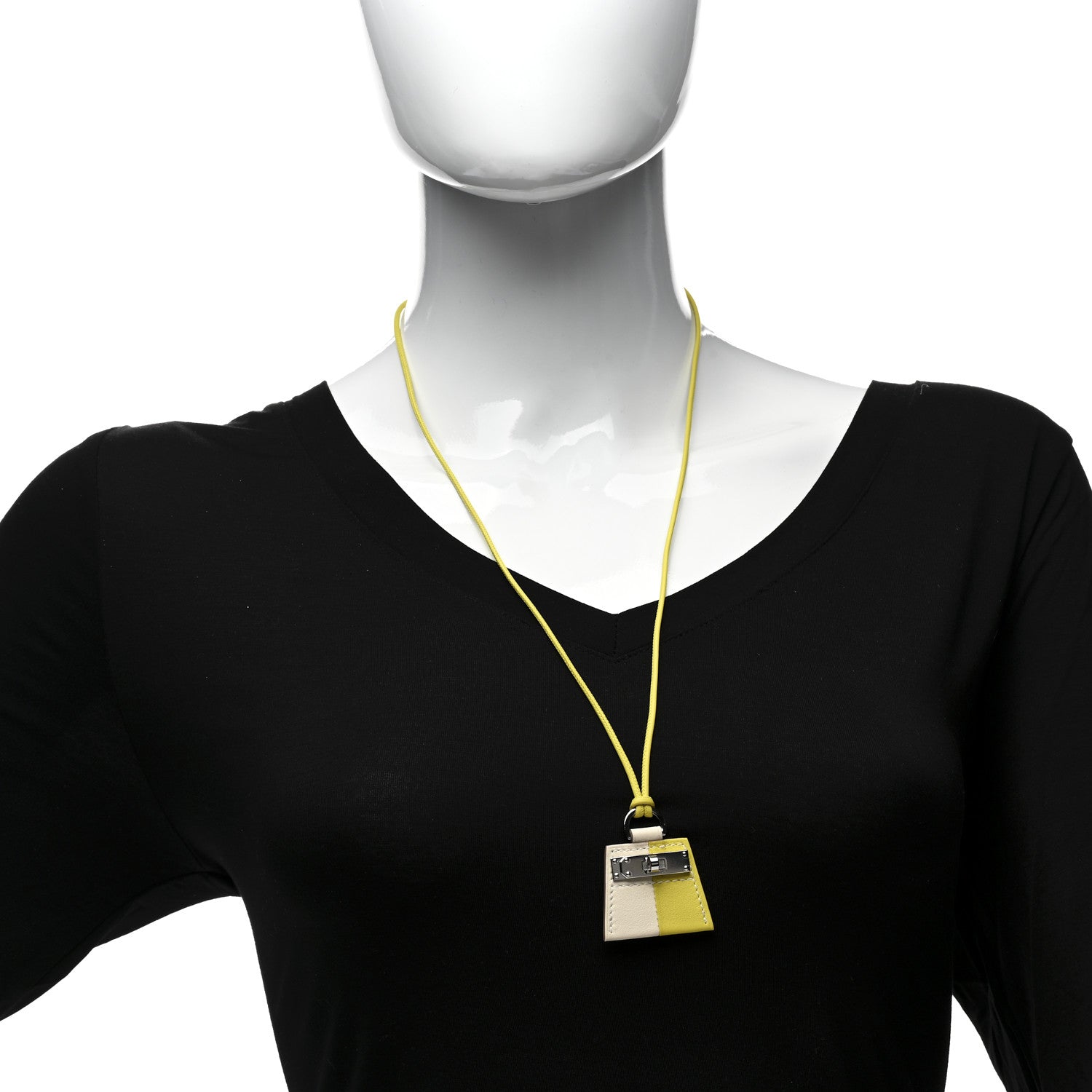 Hermes Swift Monpetit Small Kelly Pendant Necklace Nata Lime 2 of 4