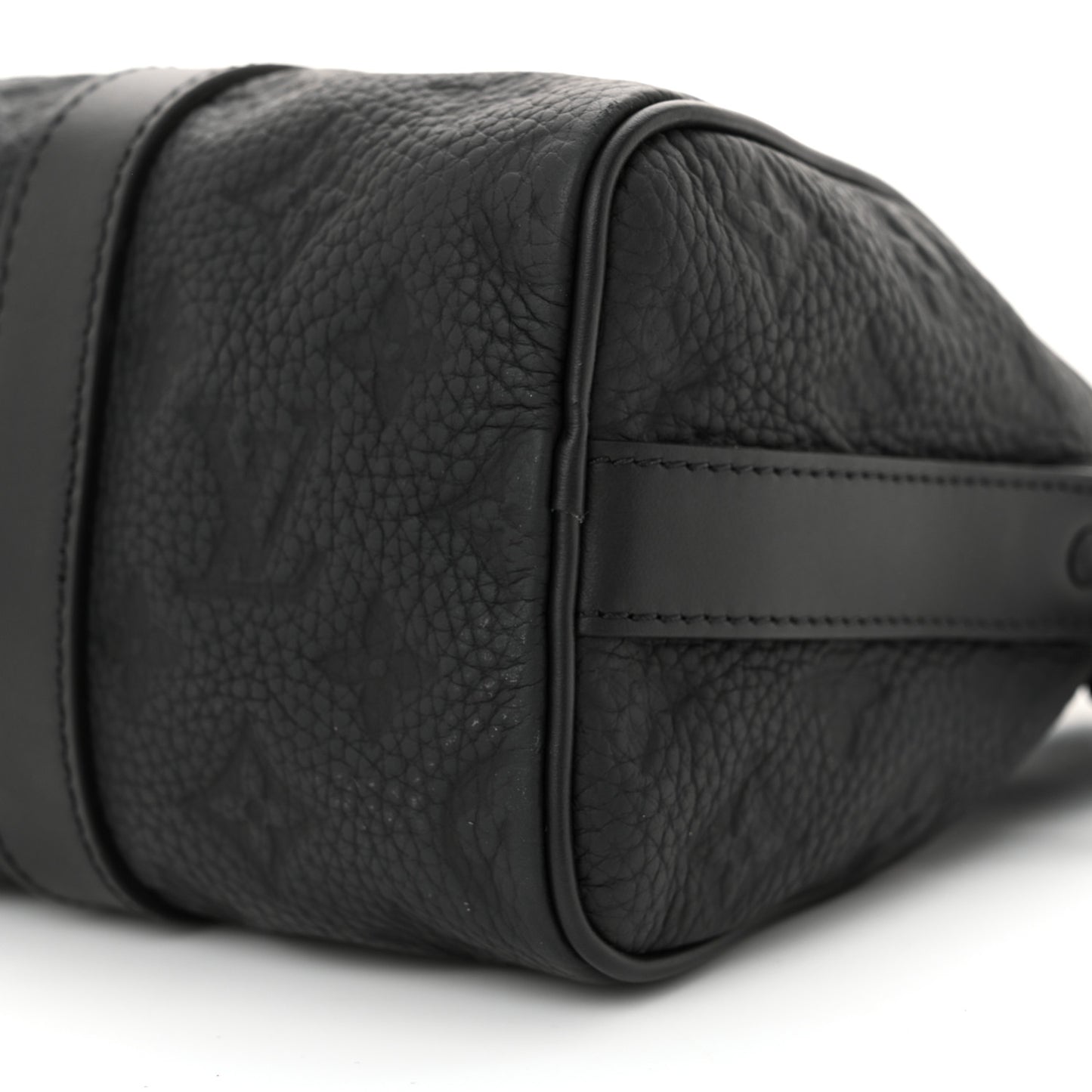 Monogram Taurillon Keepall Bandouliere 25 Black