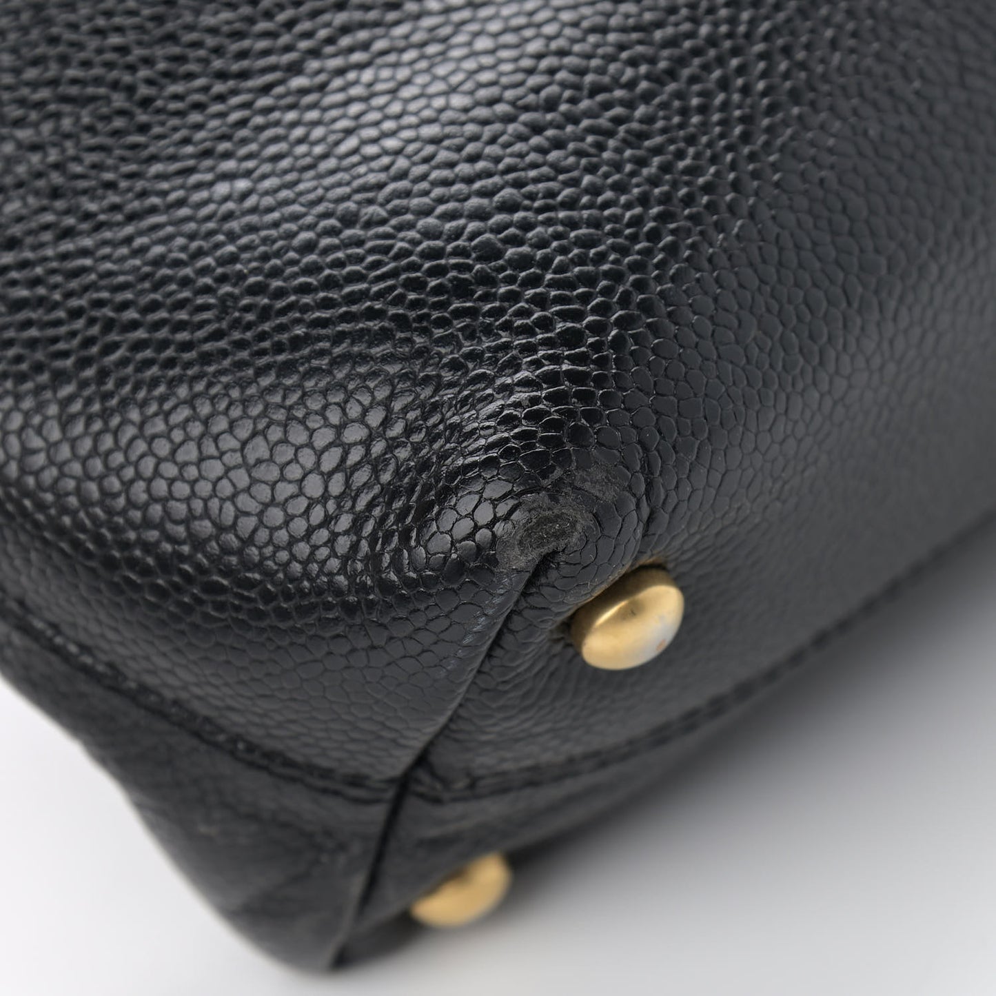 Caviar CC Timeless Tote Black