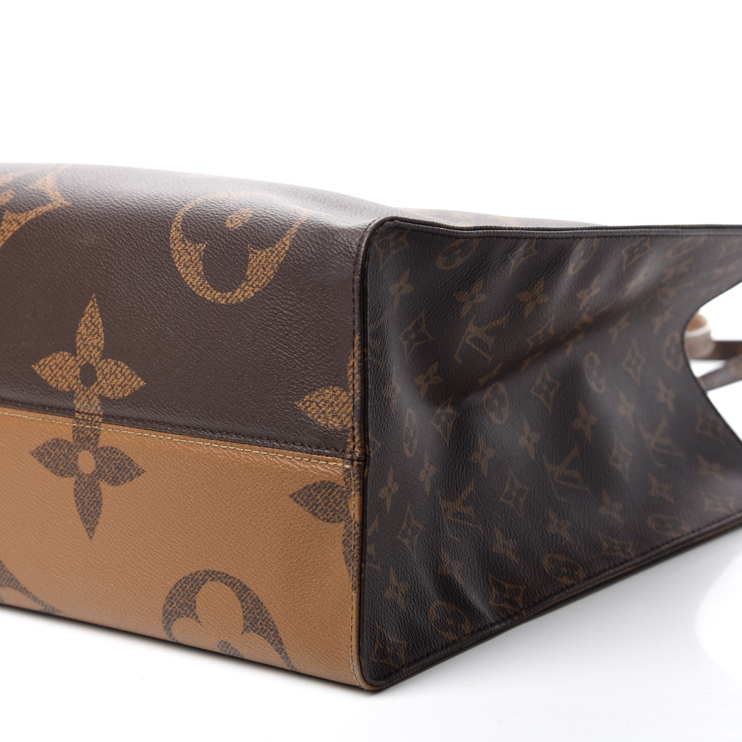 Louis Vuitton Reverse Monogram Giant Onthego GM 7 of 13