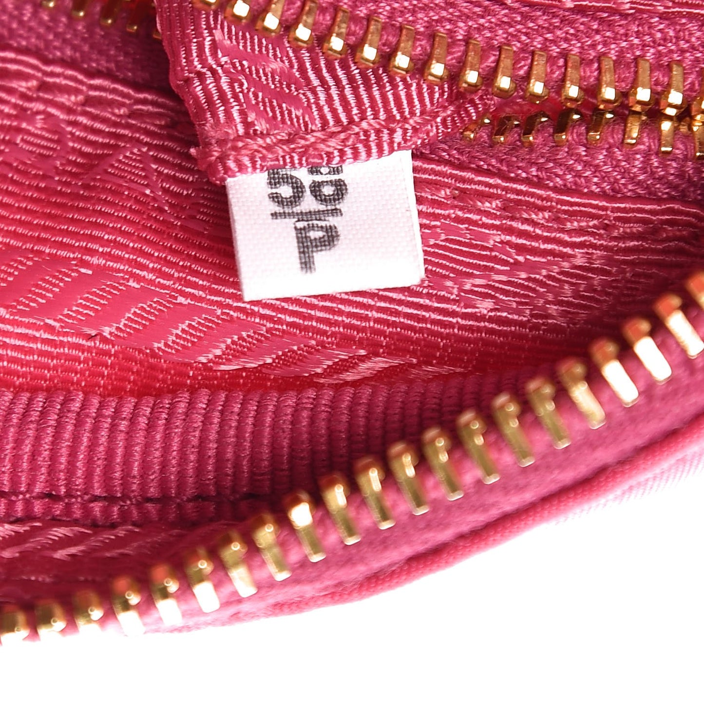 Tessuto Nylon Wristlet Pink