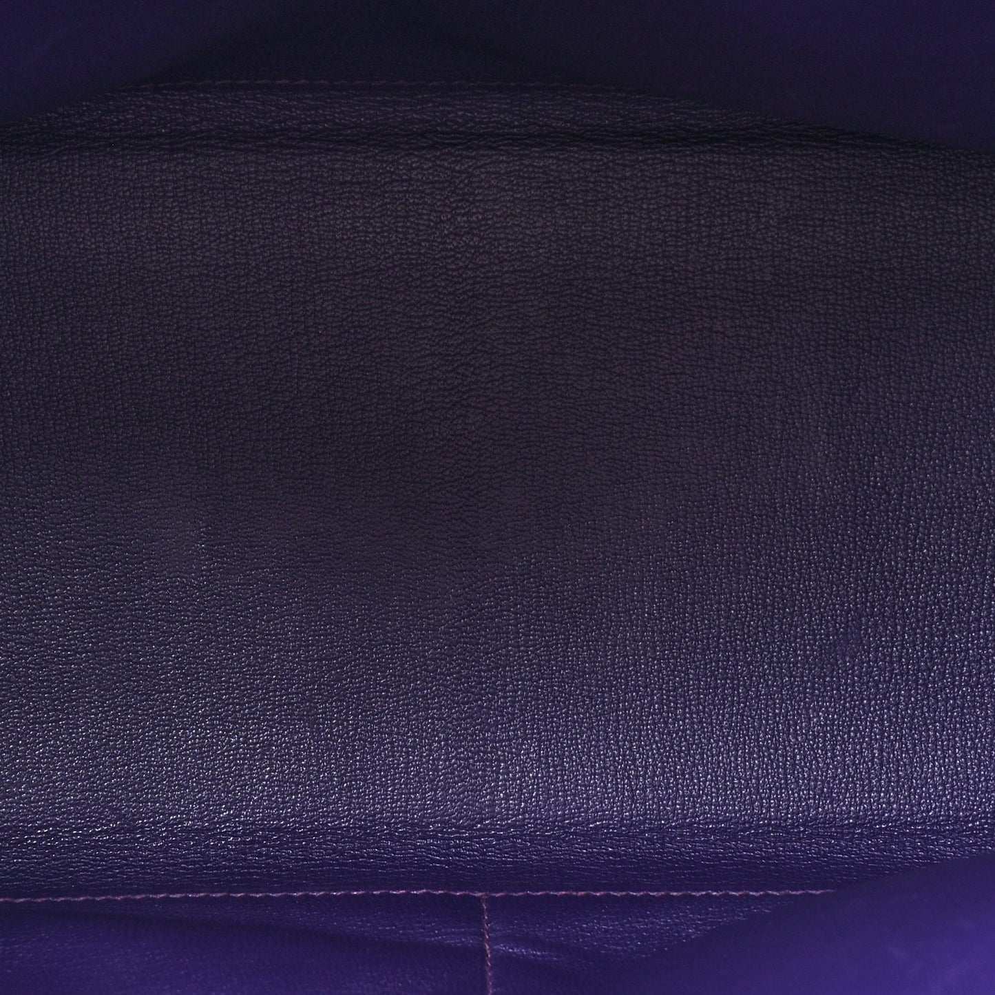 Togo Kelly Retourne 35 Iris