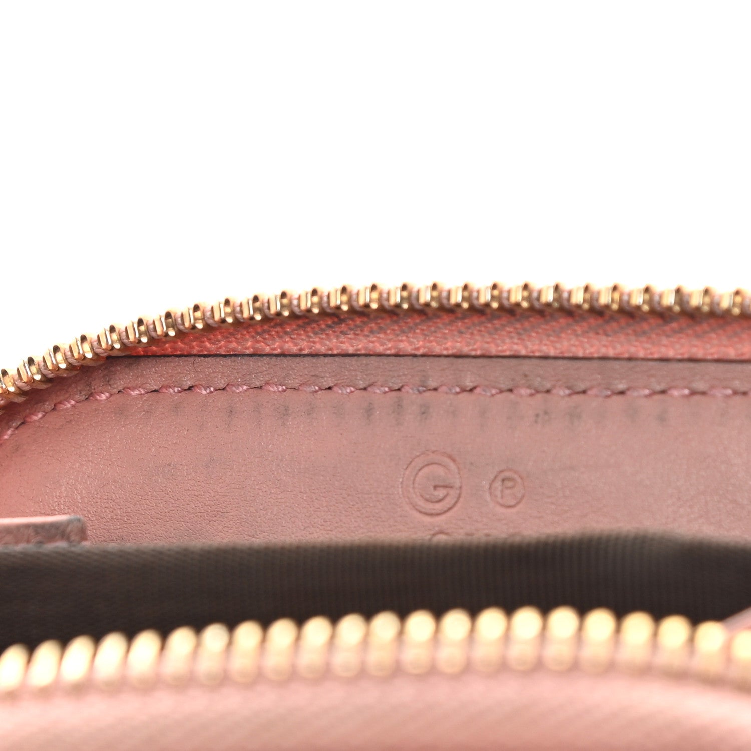 Gucci Microguccissima Zip Around Card Case Soft Pink 9 of 13