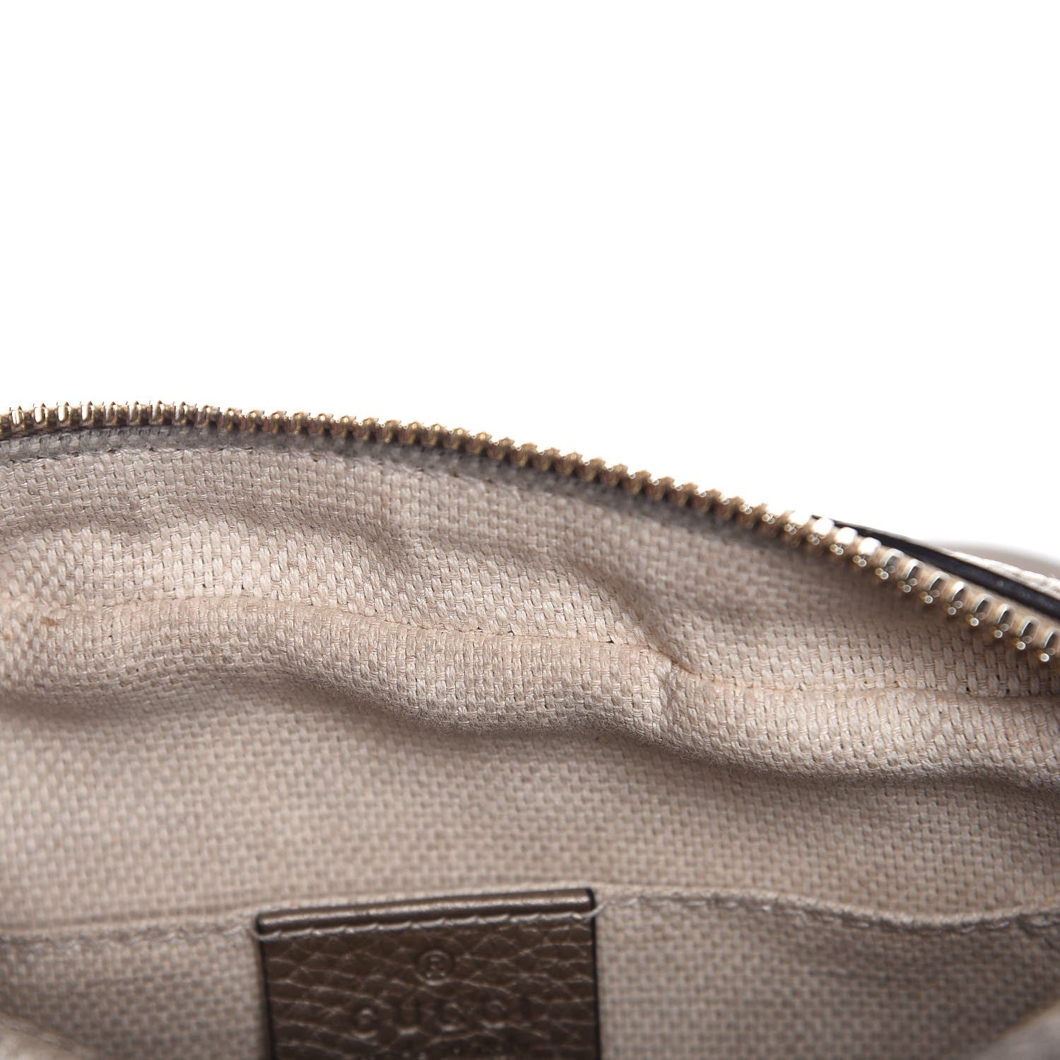 Gucci Metallic Pebbled Calfskin Small Soho Disco Bag Golden Beige 7 of 9
