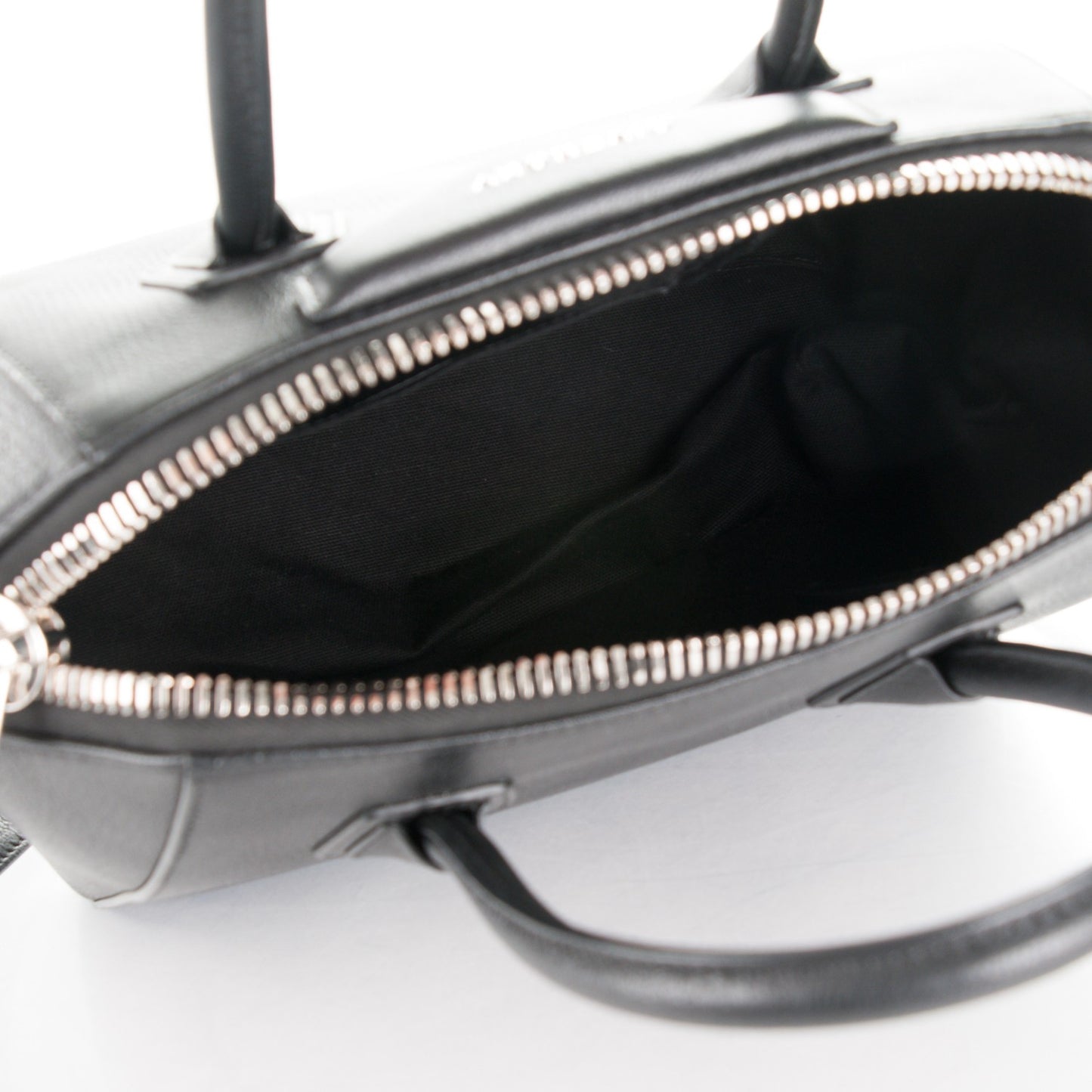 Sugar Goatskin Small Antigona Black
