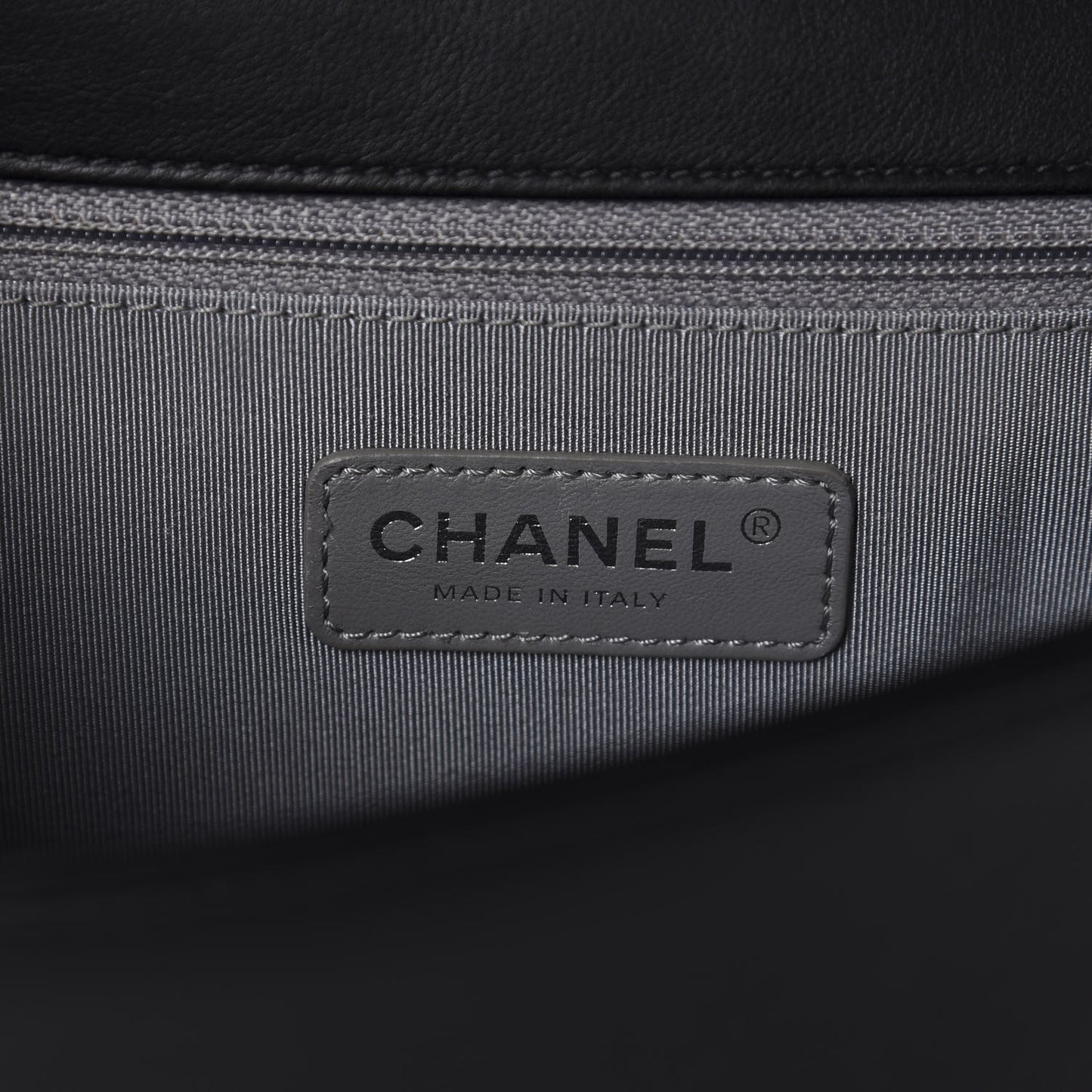 Lambskin Chevron Quilted New Medium Boy Flap Black