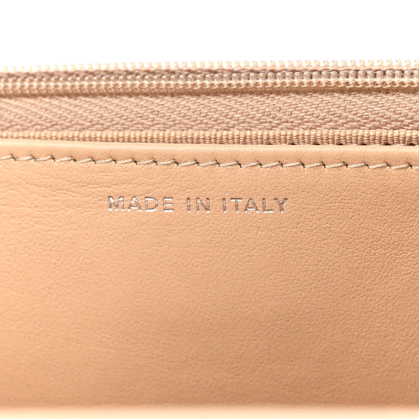 Caviar Quilted Wallet On Chain WOC Beige