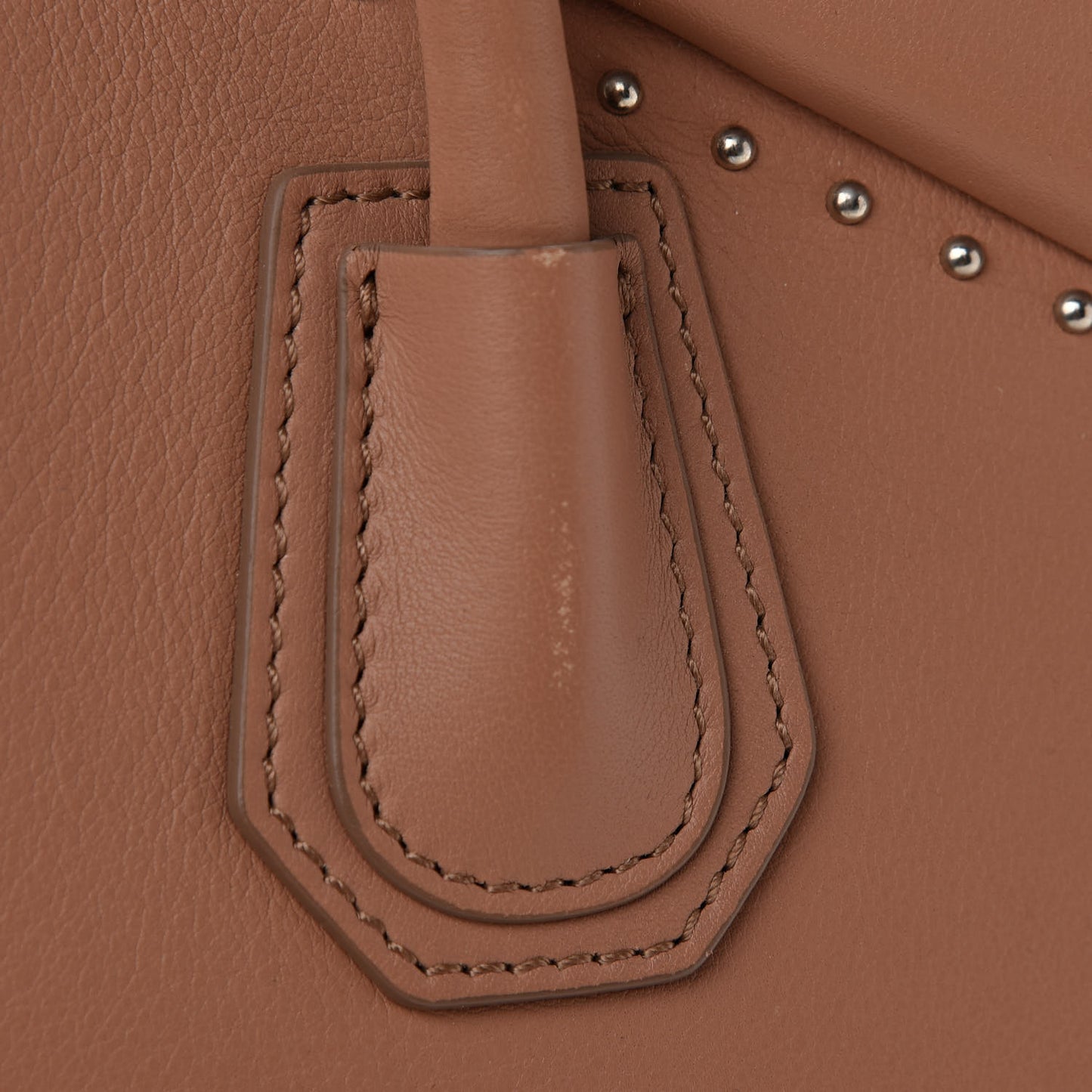 Calfskin Small Studded Antigona Old Pink