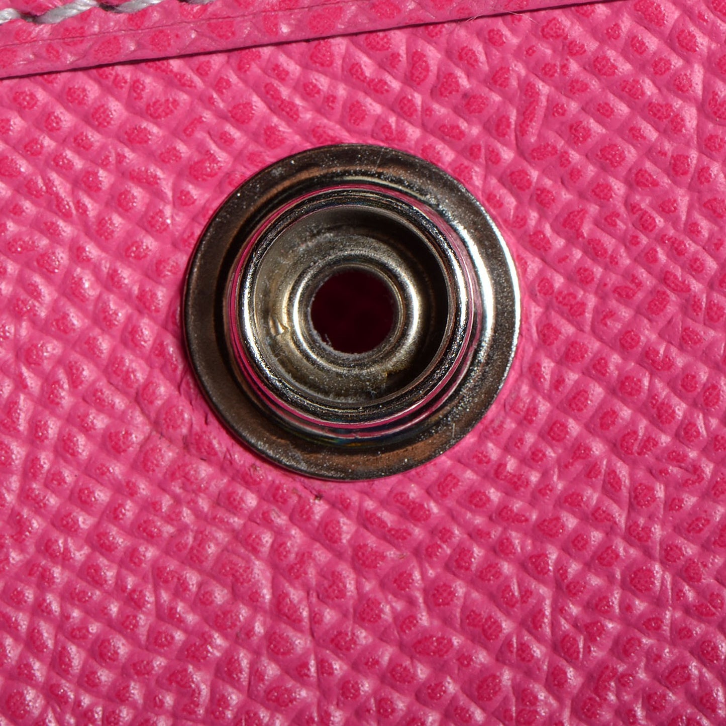 Epsom Evelyne III PM Rose Tyrien