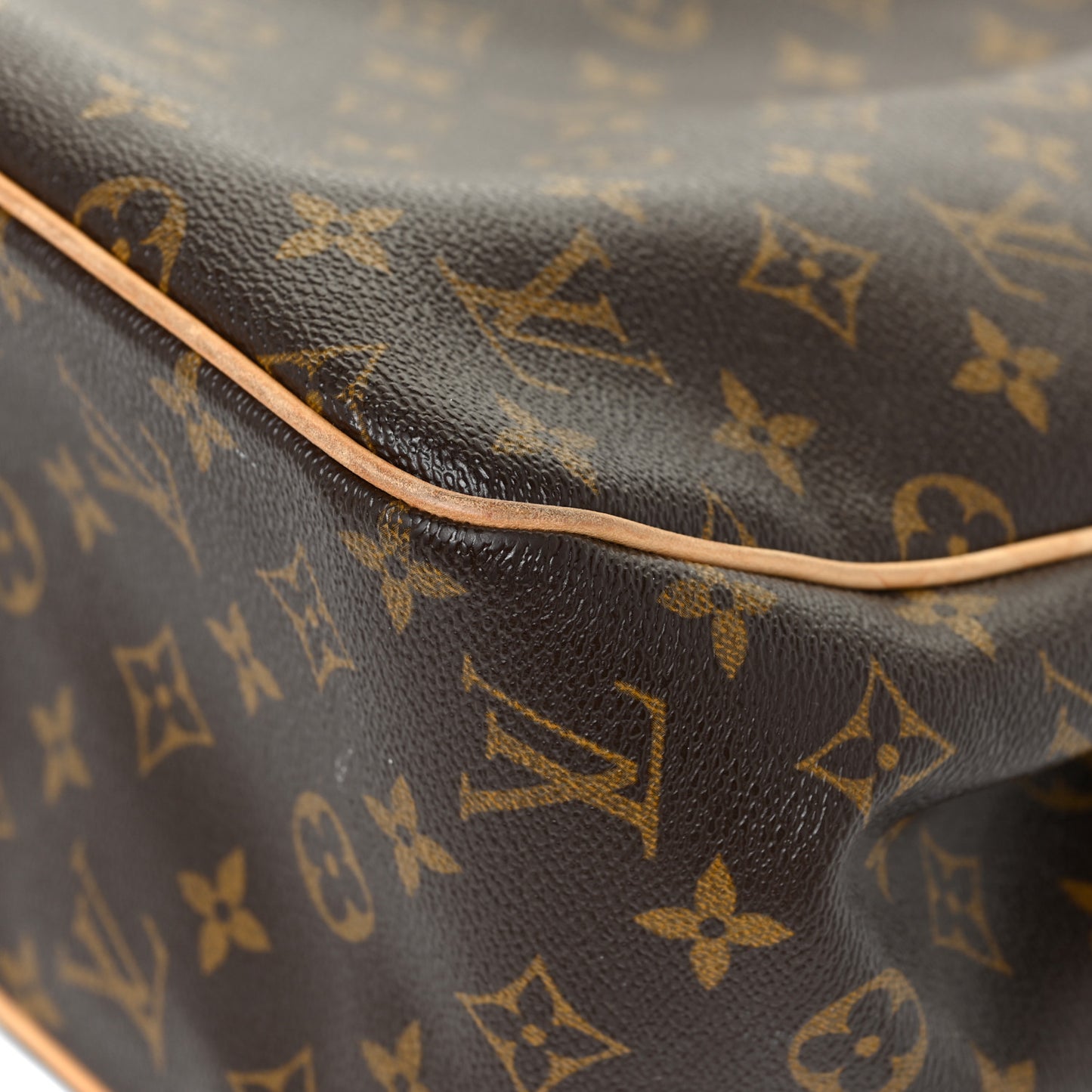 Monogram Batignolles Vertical