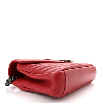 Saint Laurent Sheepskin Matelasse Chevron Monogram Medium College Bag Rouge 4 of 10