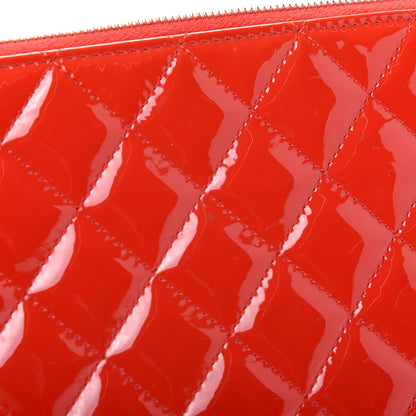 Chanel Patent Calfskin Quilted Valentine Hearts Medium O Cosmetic Case Red 8 of 9