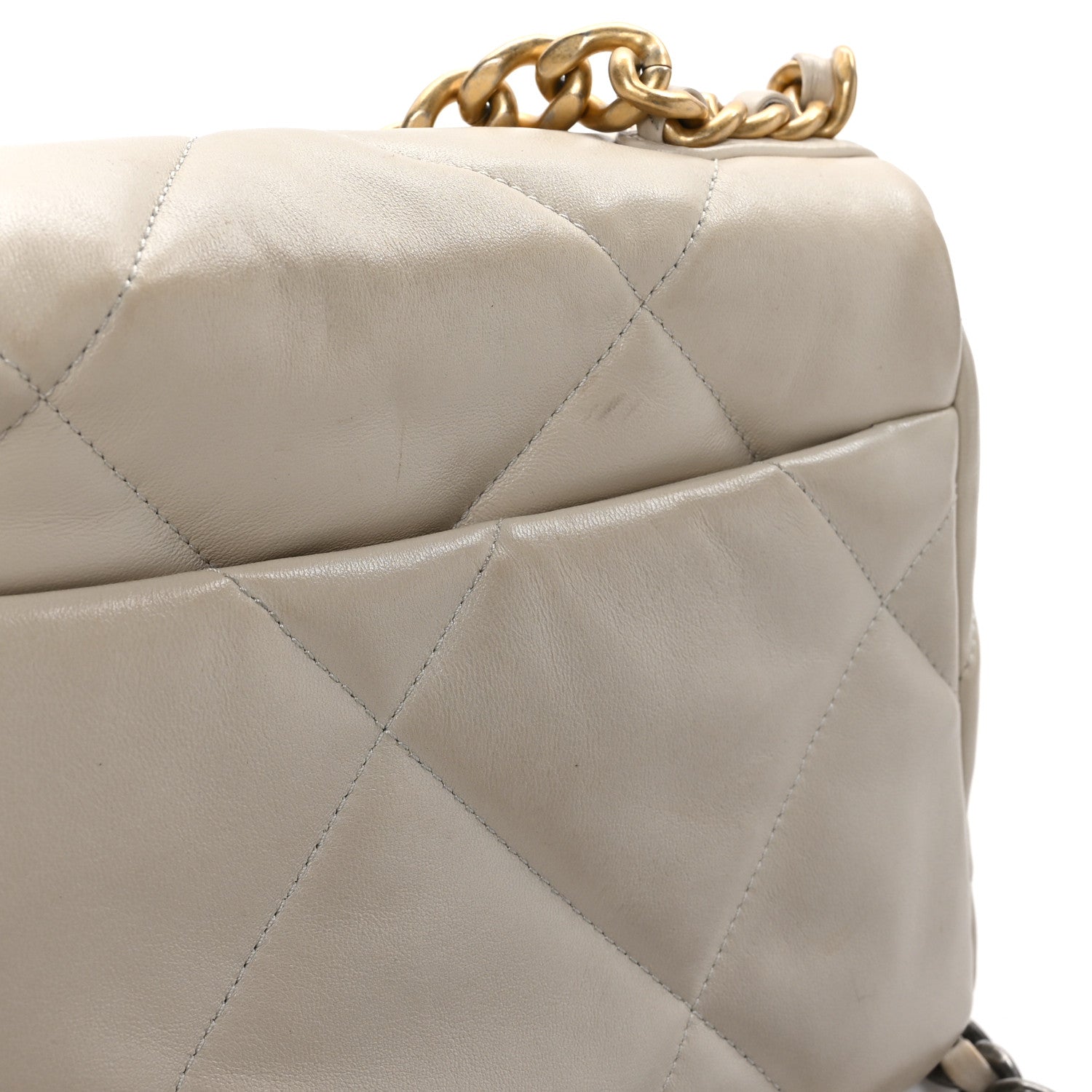 Chanel Goatskin Quilted Medium Chanel 19 Flap White 12 of 13