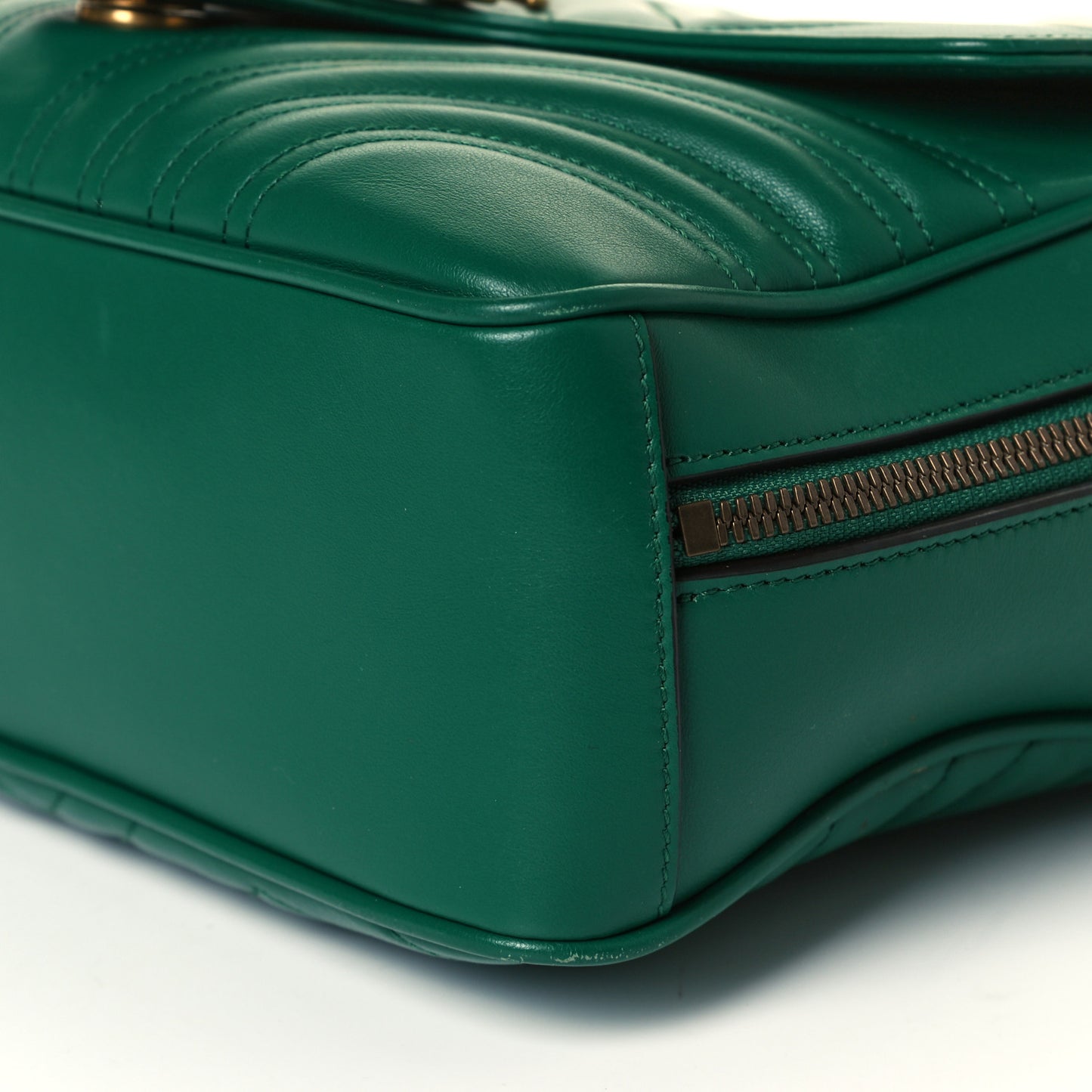 Calfskin Matelasse Sylvie Web Small GG Marmont Top Handle Shoulder Bag Emerald