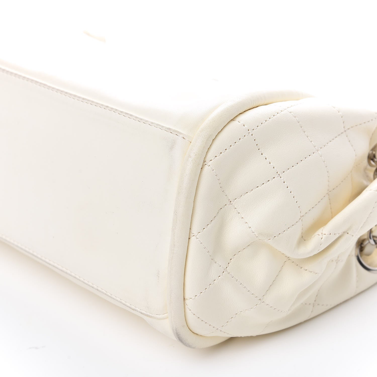 Chanel Lambskin CC Kiss Lock Accordion Bag White 8 of 16