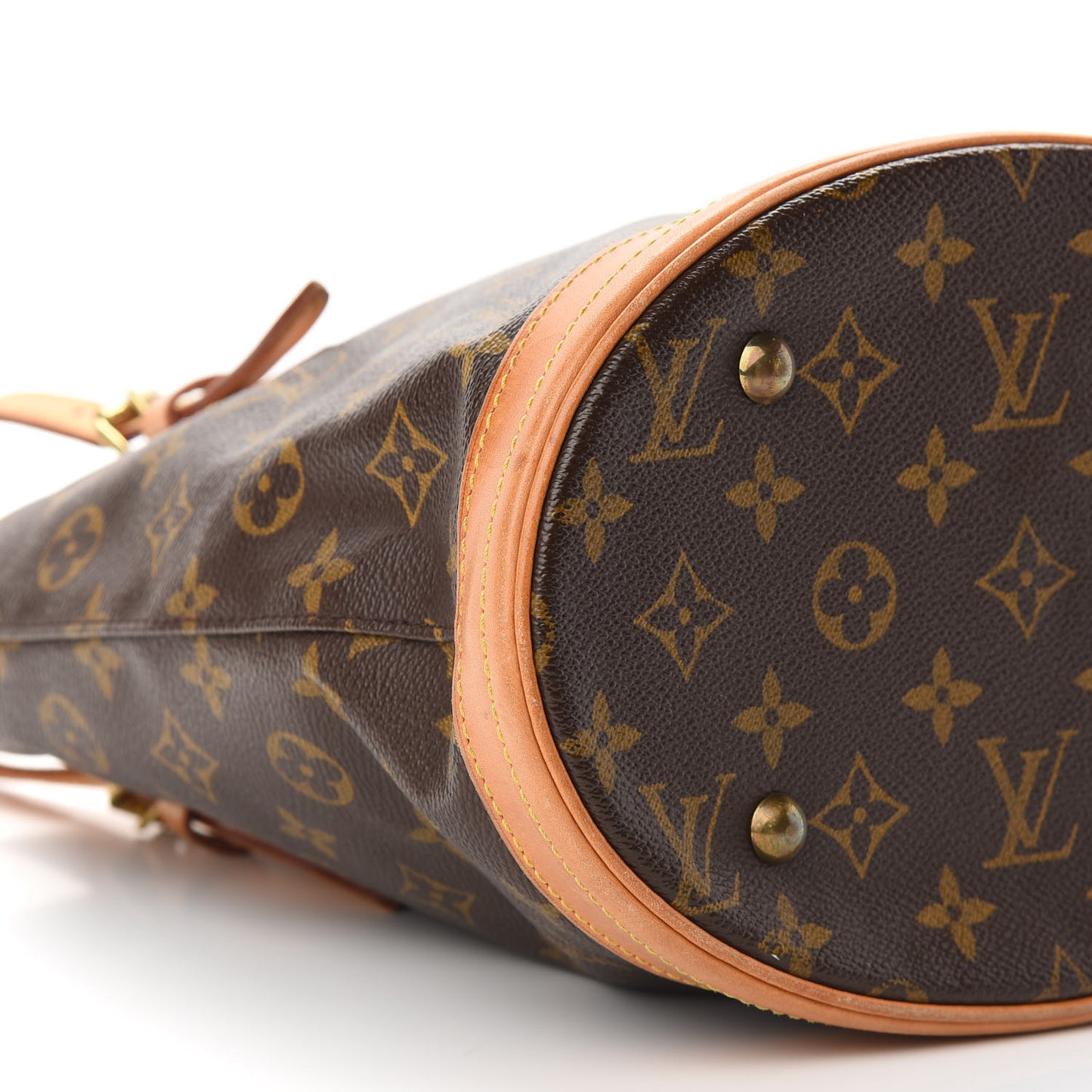 Monogram Petit Bucket 23
