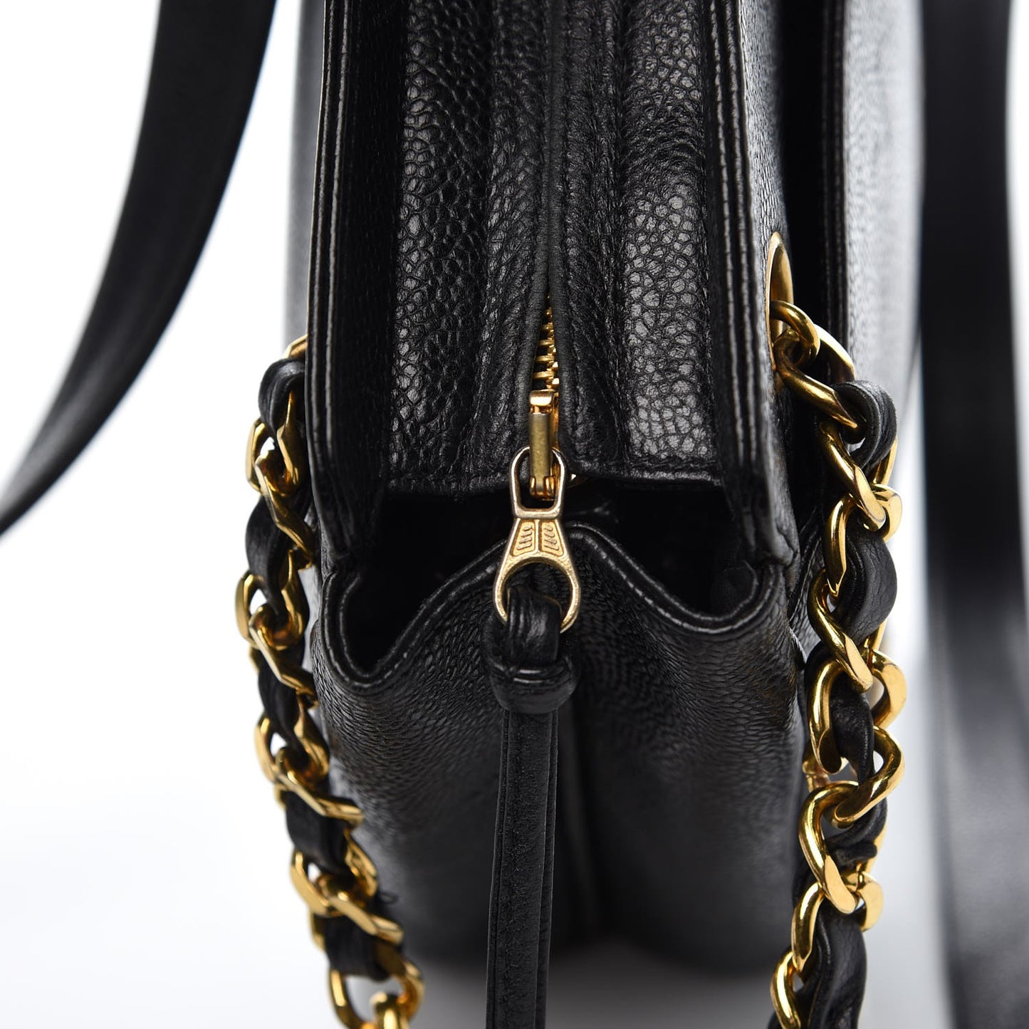 Caviar CC Shoulder Bag Black