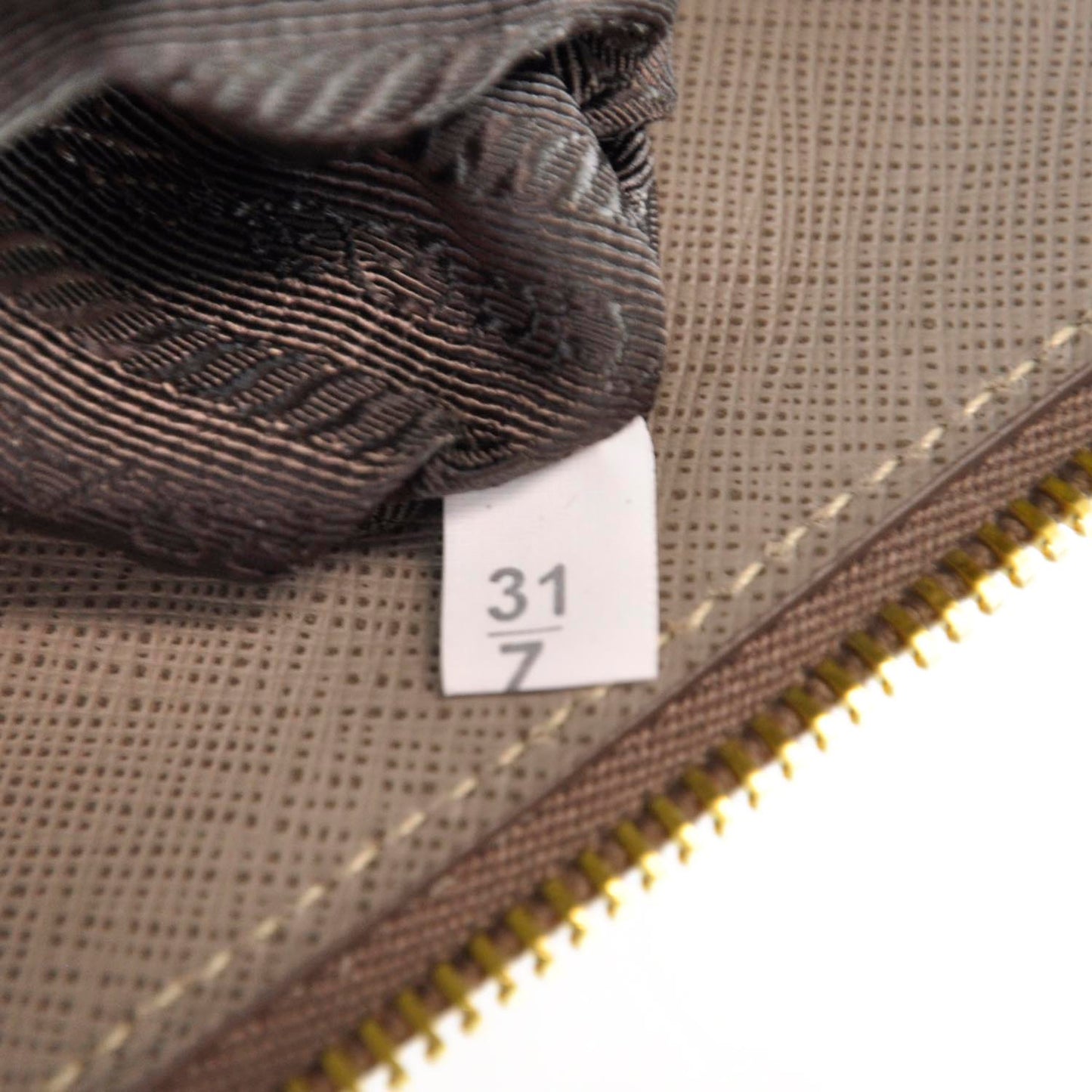Saffiano Lux Promenade Tote Argilla